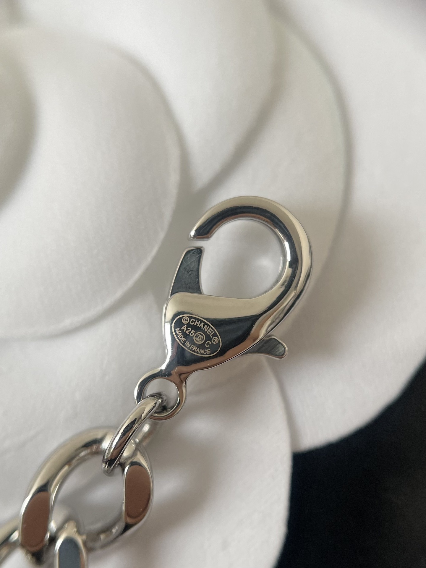 Luxury Silver Curb Chain Choker with Square Crystal Logo Pendant