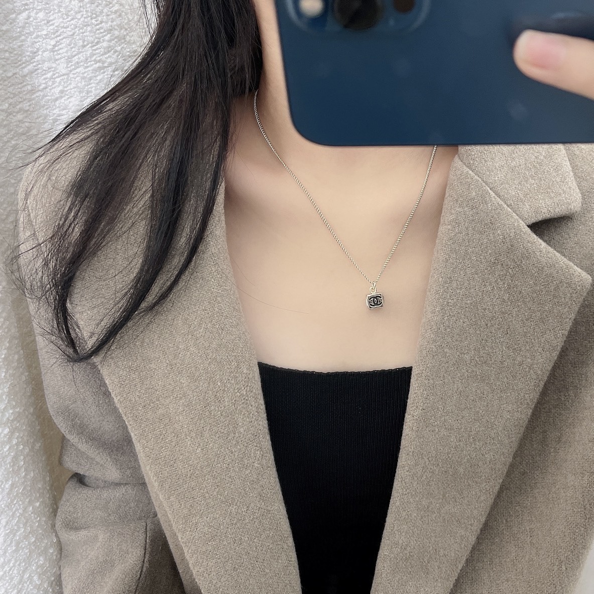 Elegant CC Cube Pendant Necklace – Luxury Designer Jewelry for Women