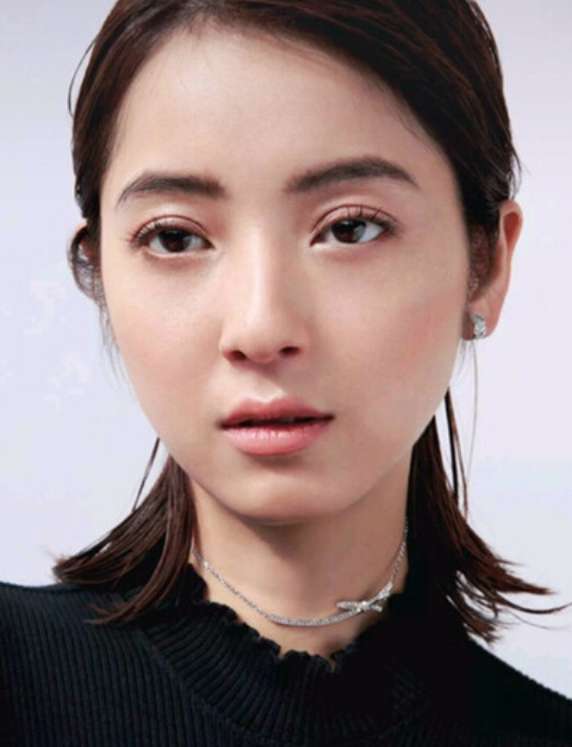 Elegant Chanel Bow Ribbon Crystal Pavé Necklace in Silver