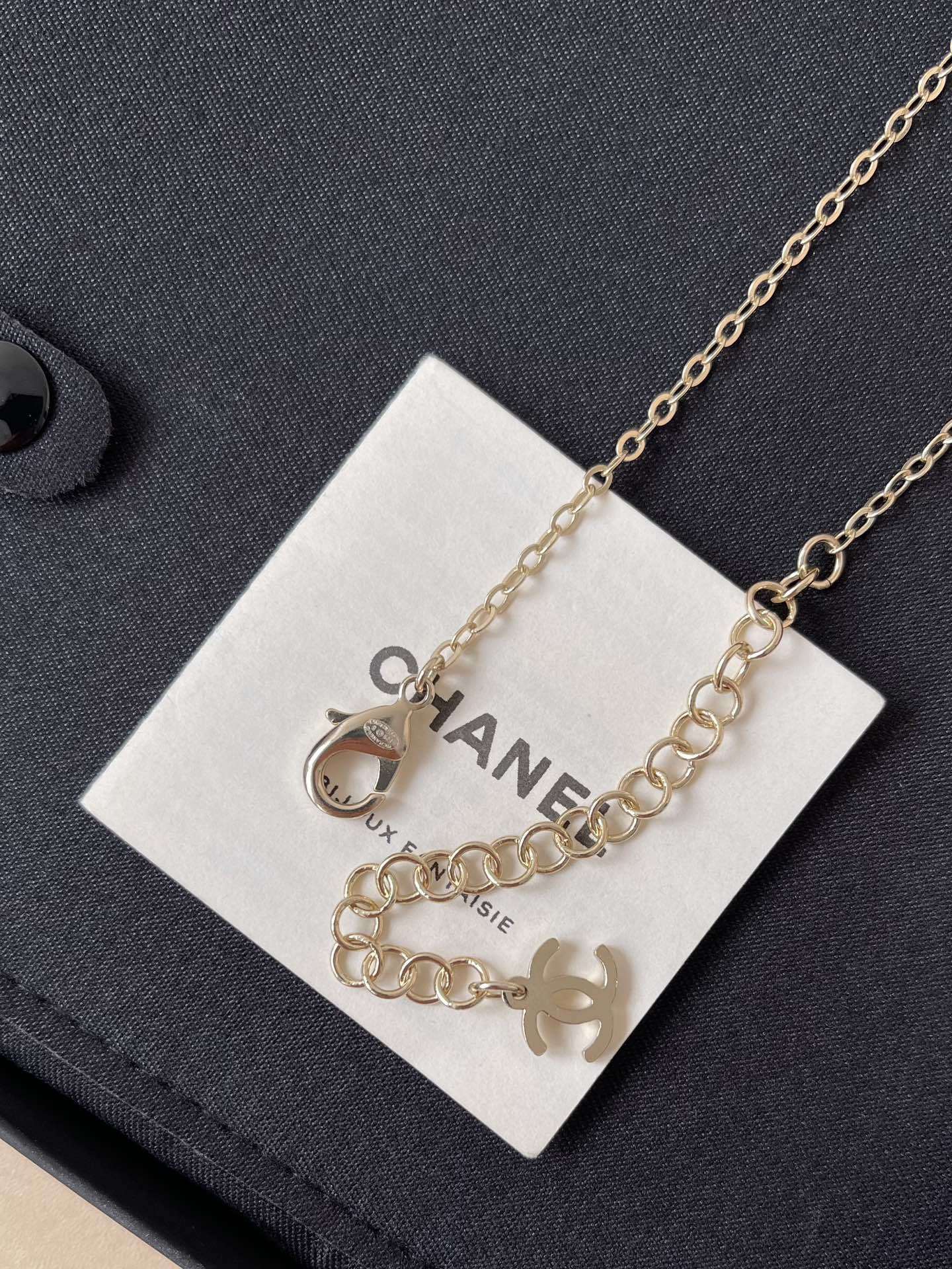 Luxury Double-Layer Gold Necklace with Pearls and Crystal CC Logo