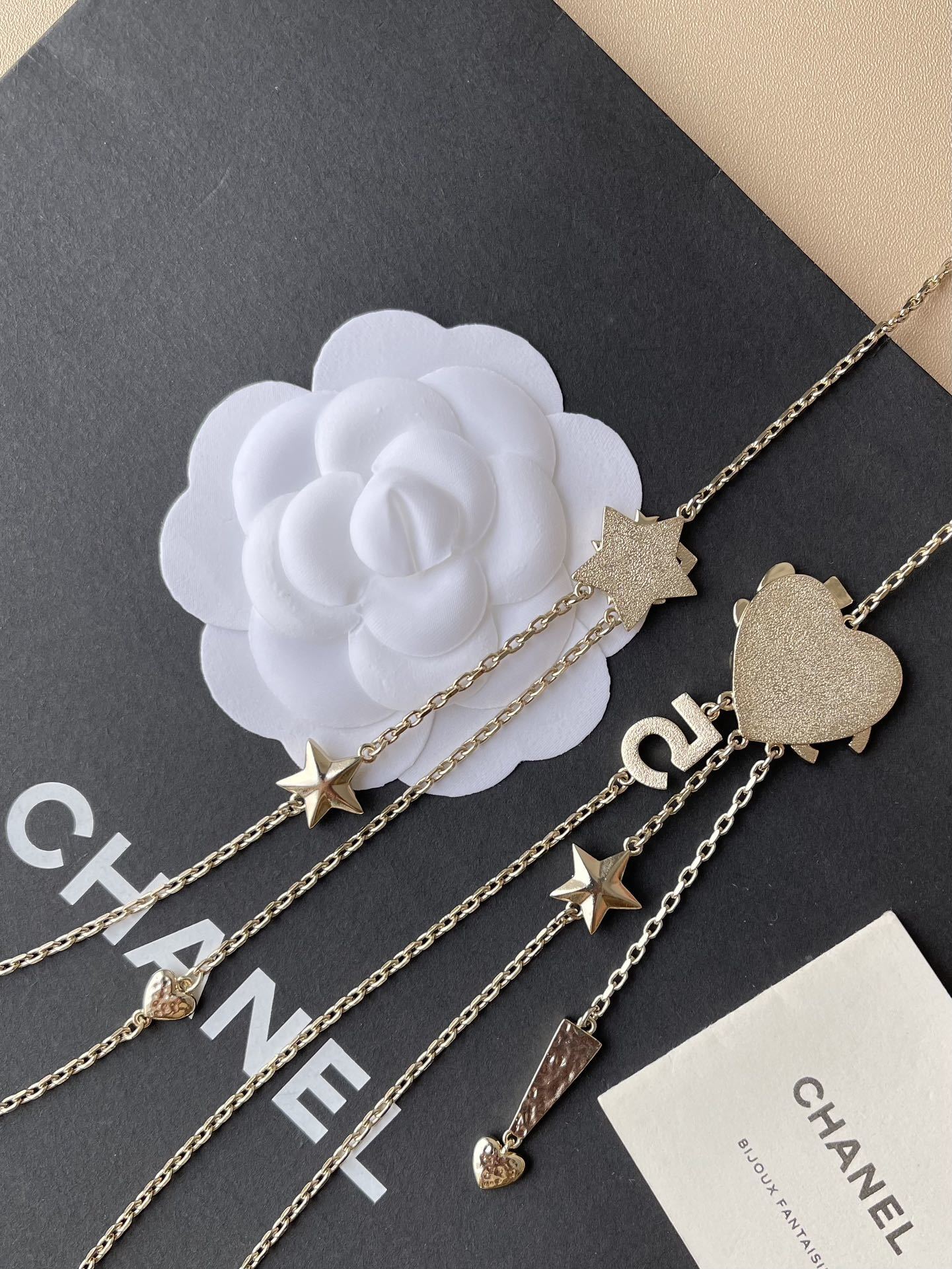 Chanel Fall-Winter 2025/26 Gold Metal & Crystal Long Necklace