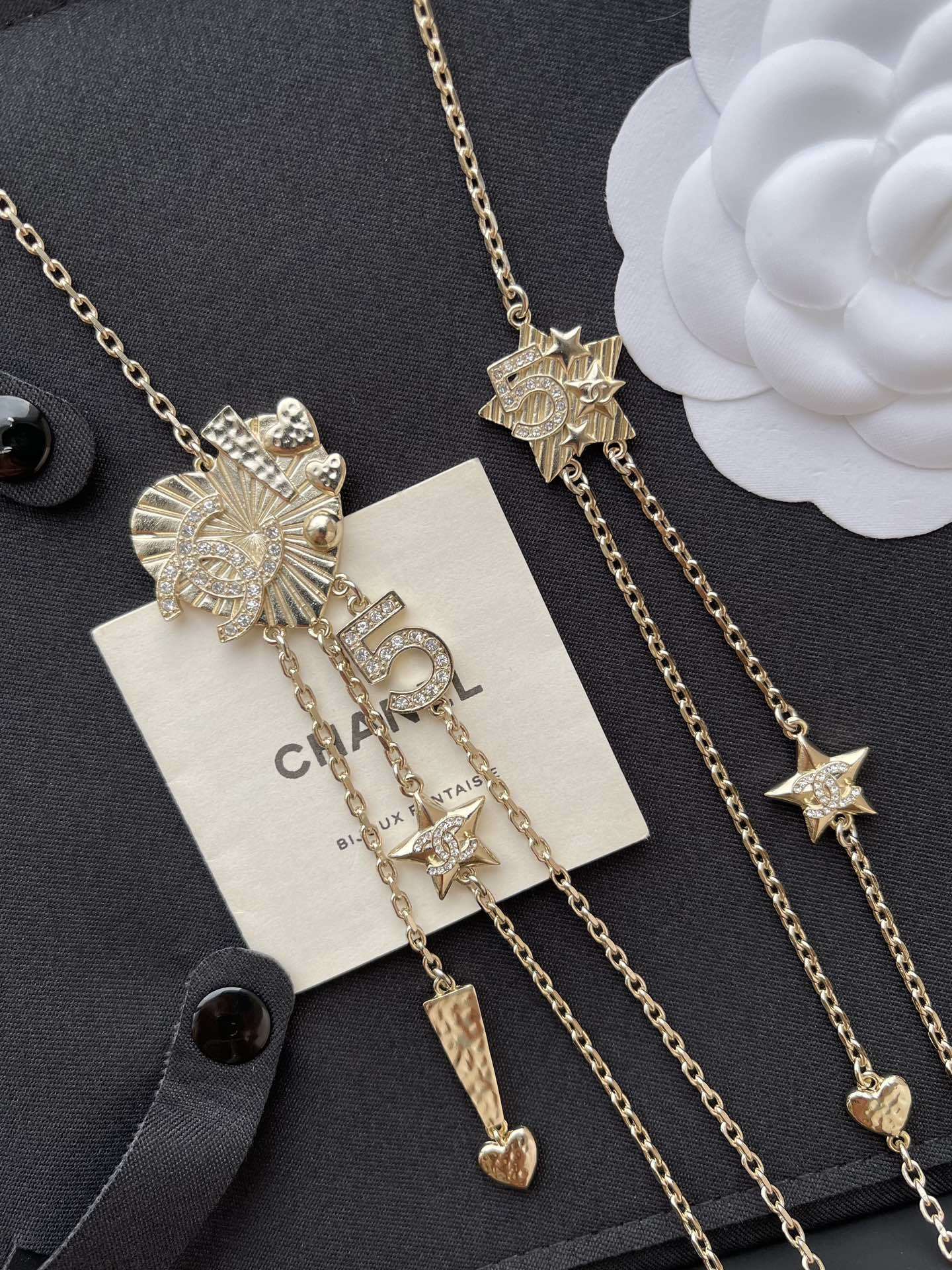 Chanel Fall-Winter 2025/26 Gold Metal & Crystal Long Necklace