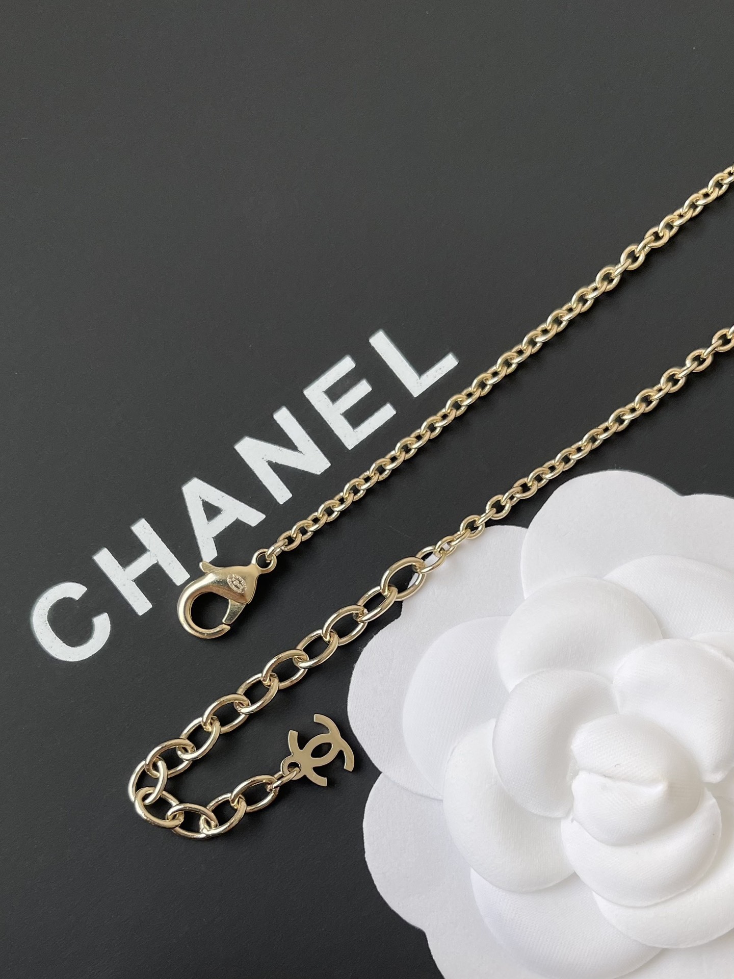 Chanel 2024/25 Metiers d'Art Long Necklace - Gold, Pearl & Camellia