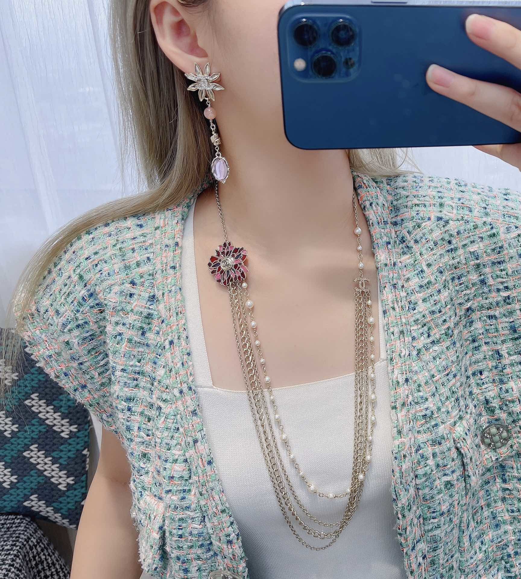 Chanel Luxury Multi-Strand Pearl & Resin Flower Long Necklace