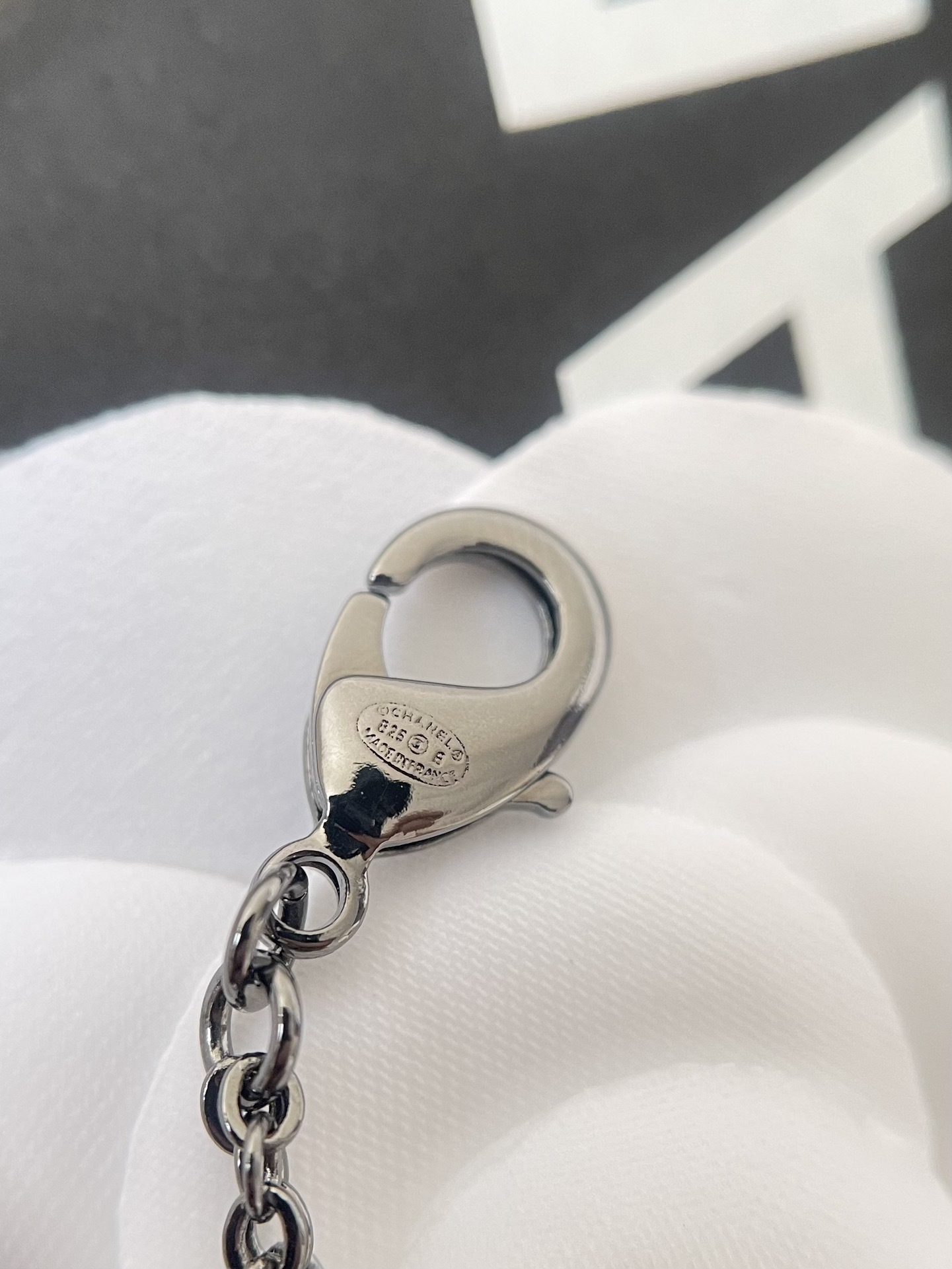 Chanel Fall/Winter 2025/26 Pink Bow & Pearl Double Strand Necklace