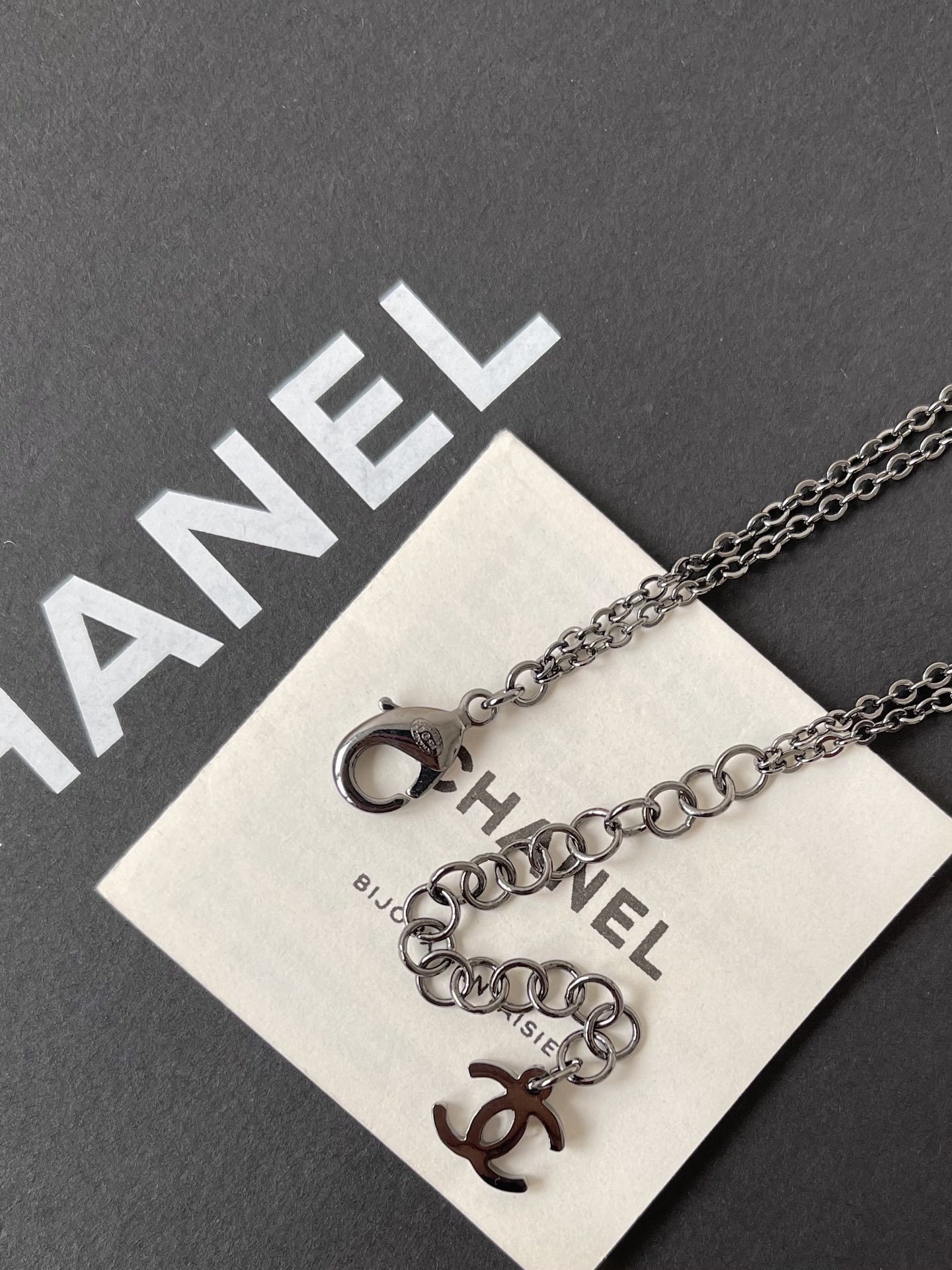 Chanel Fall/Winter 2025/26 Pink Bow & Pearl Double Strand Necklace