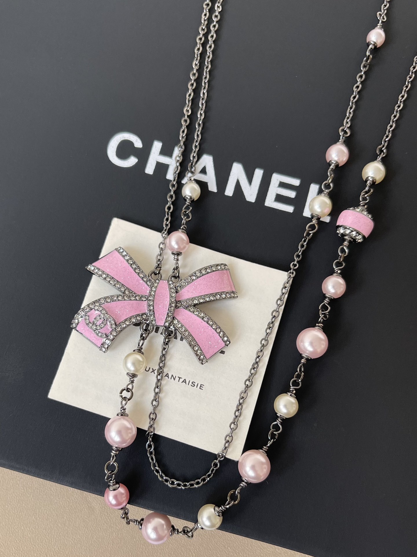 Chanel Fall/Winter 2025/26 Pink Bow & Pearl Double Strand Necklace