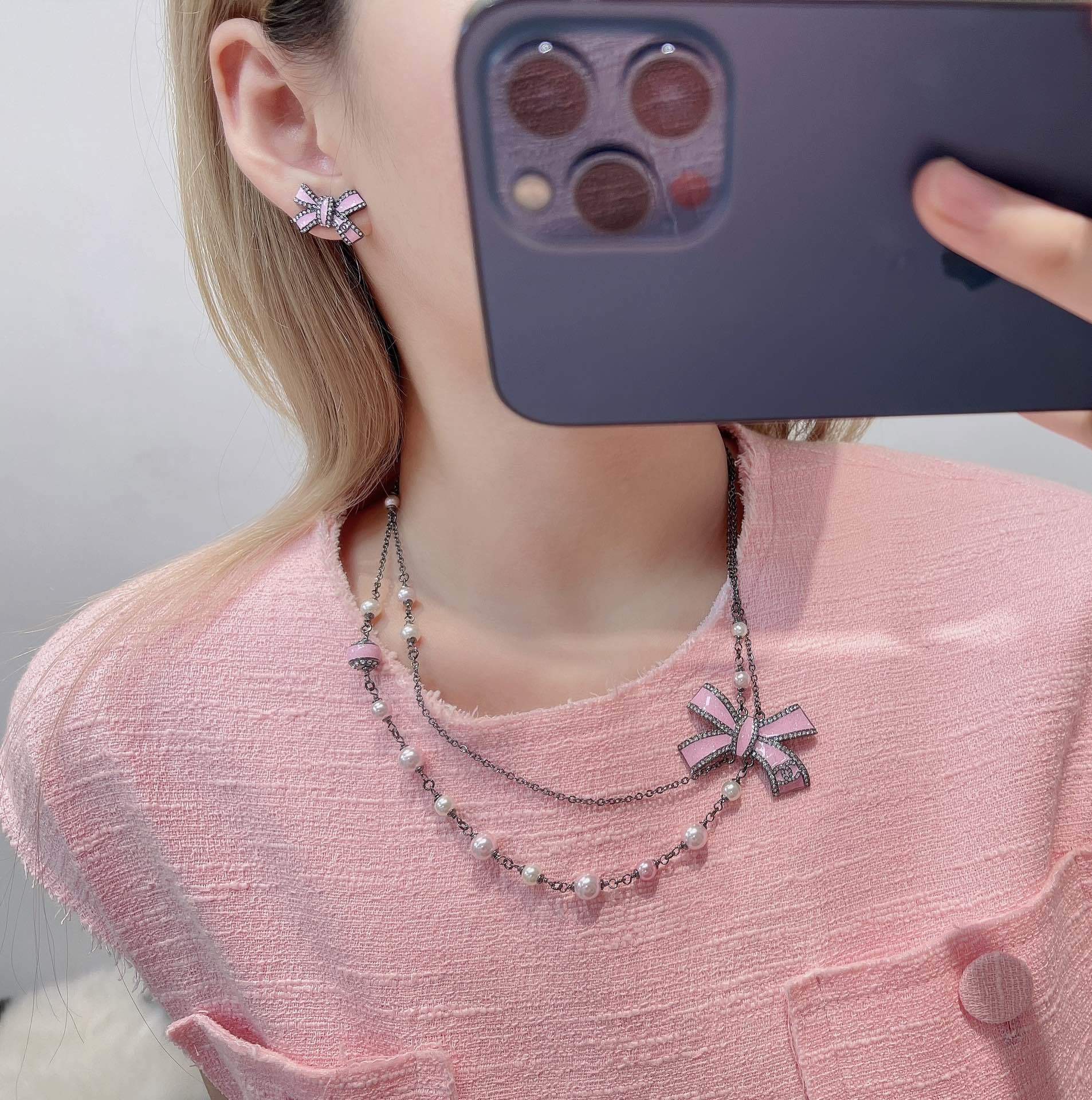 Chanel Fall/Winter 2025/26 Pink Bow & Pearl Double Strand Necklace