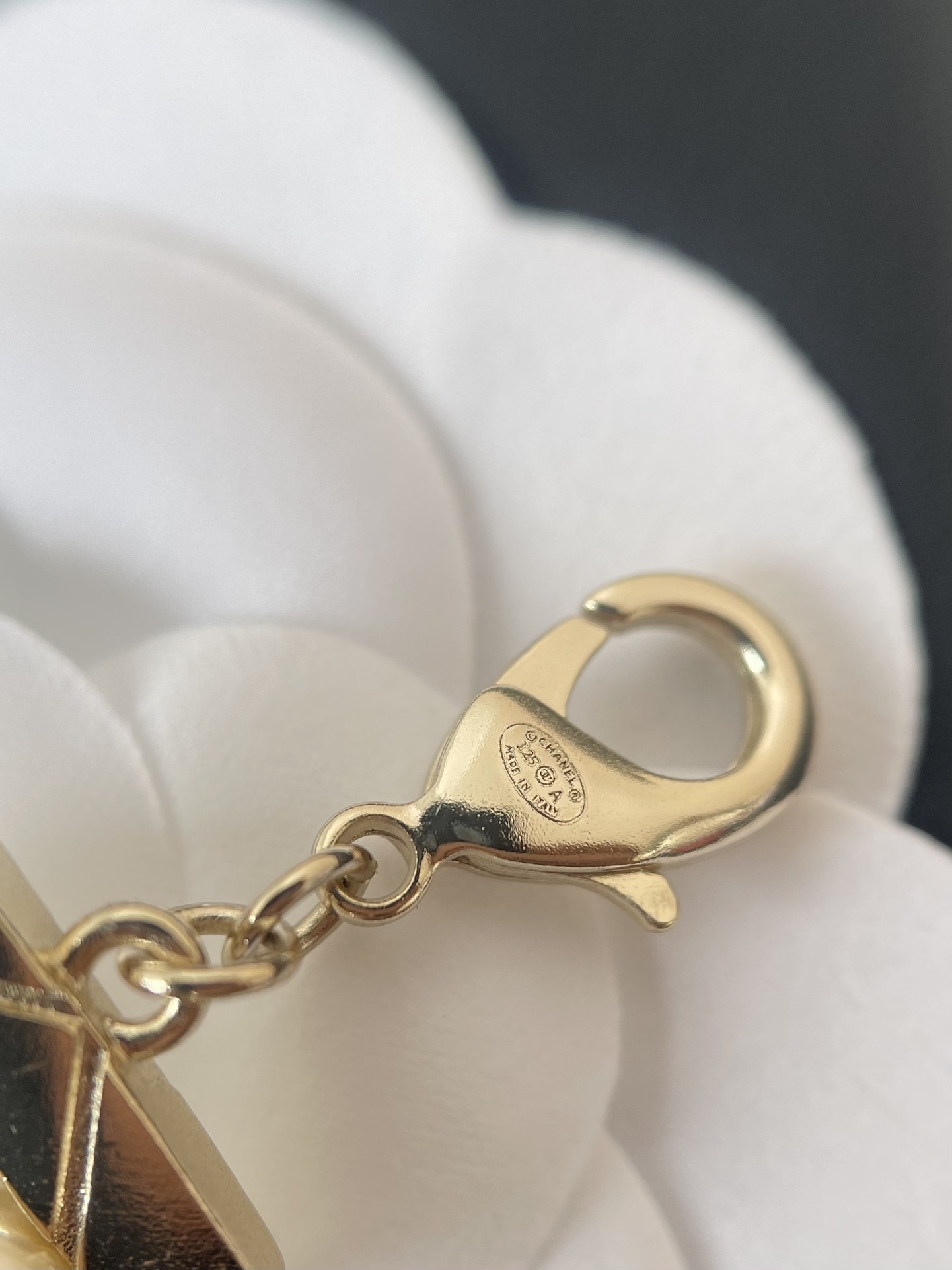 Chanel 2024/25 Métiers d'Art Double Strand Pearl Necklace