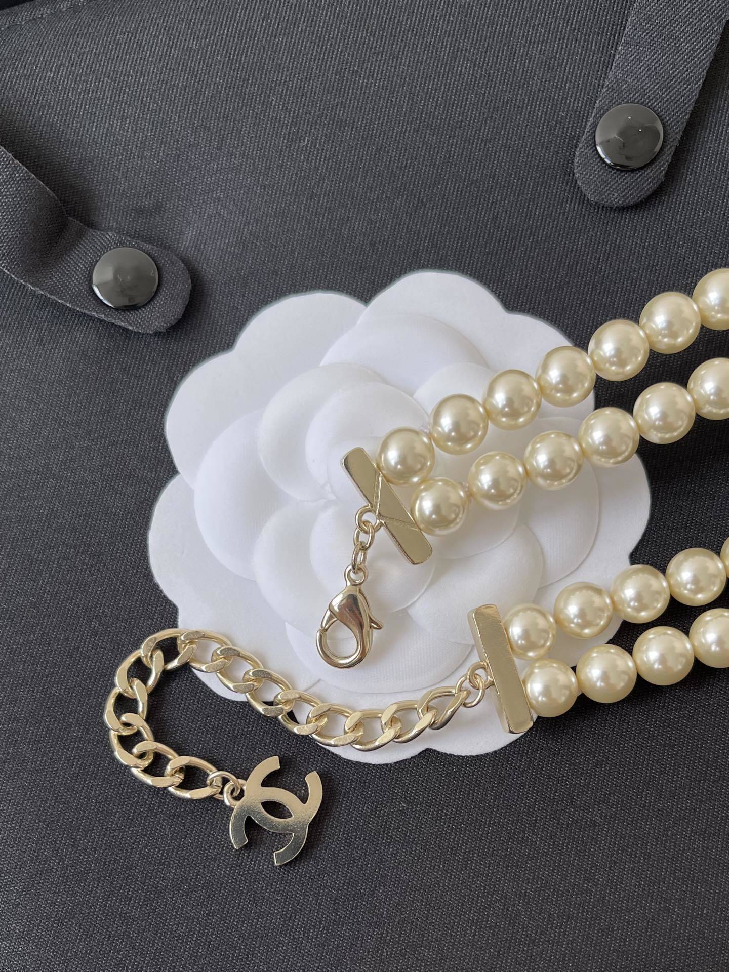Chanel 2024/25 Métiers d'Art Double Strand Pearl Necklace