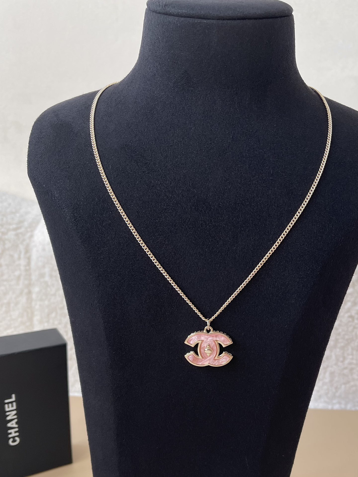 Chanel CC Logo Pink Enamel Pendant Necklace in Gold Tone