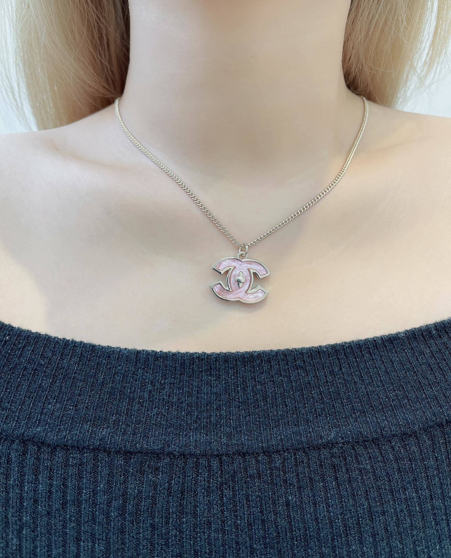 Chanel CC Logo Pink Enamel Pendant Necklace in Gold Tone