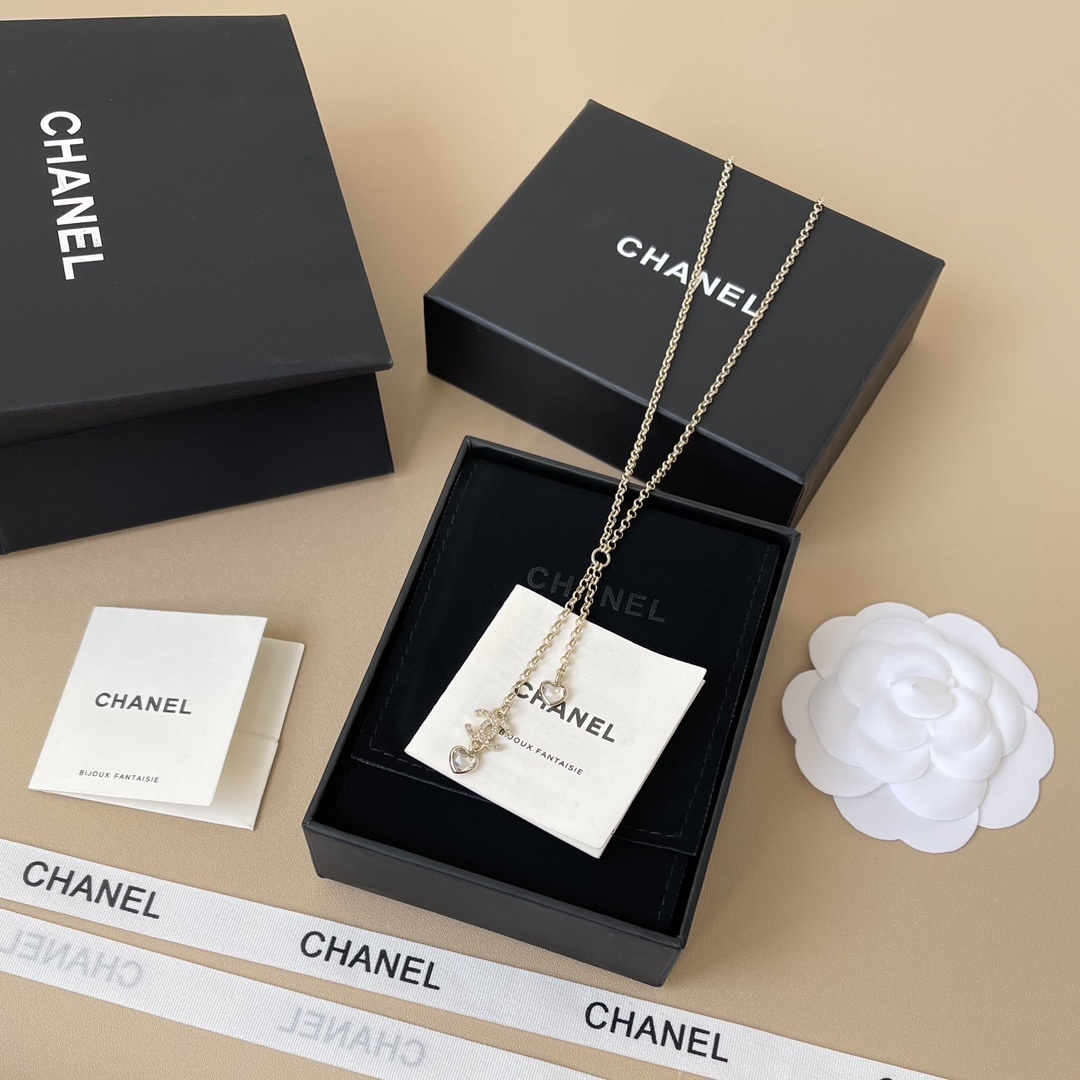 Chanel CC Logo Heart Crystal Y-Necklace in Gold Tone Luxury