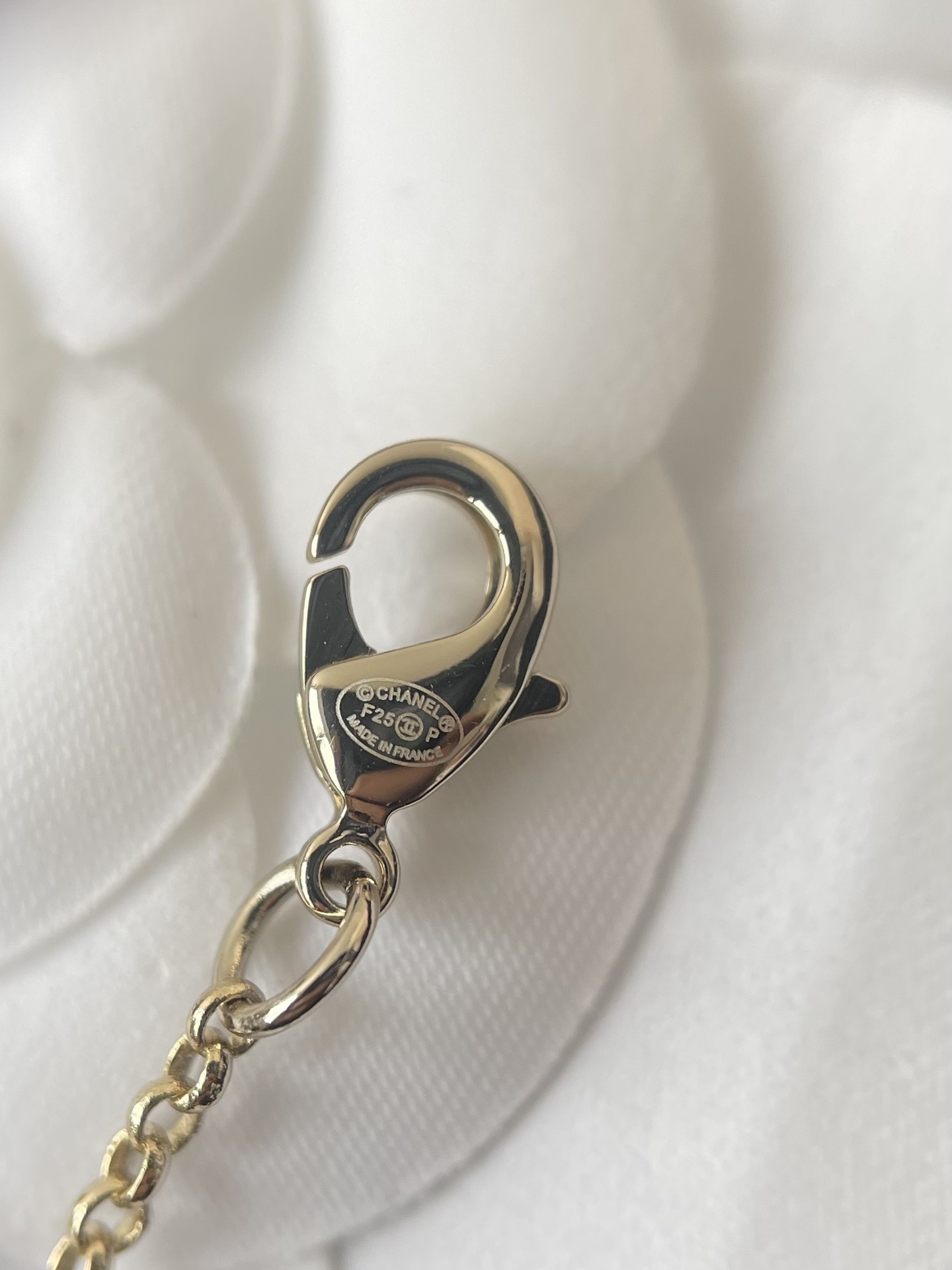 Luxury Pearl & Crystal CC Logo Necklace & Earrings Set