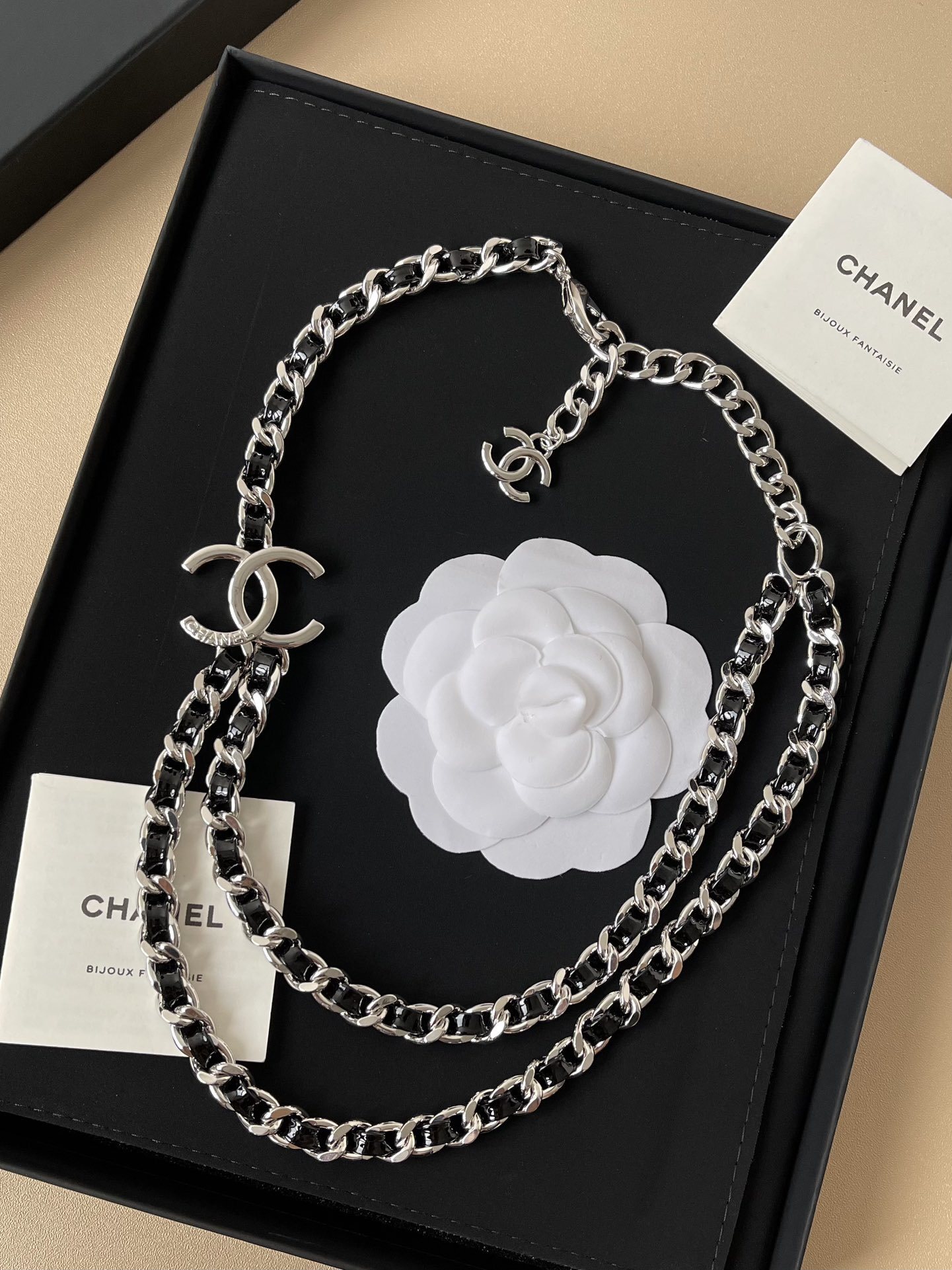 Elegant CC Logo Double Layer Interwoven Leather Chain Necklace