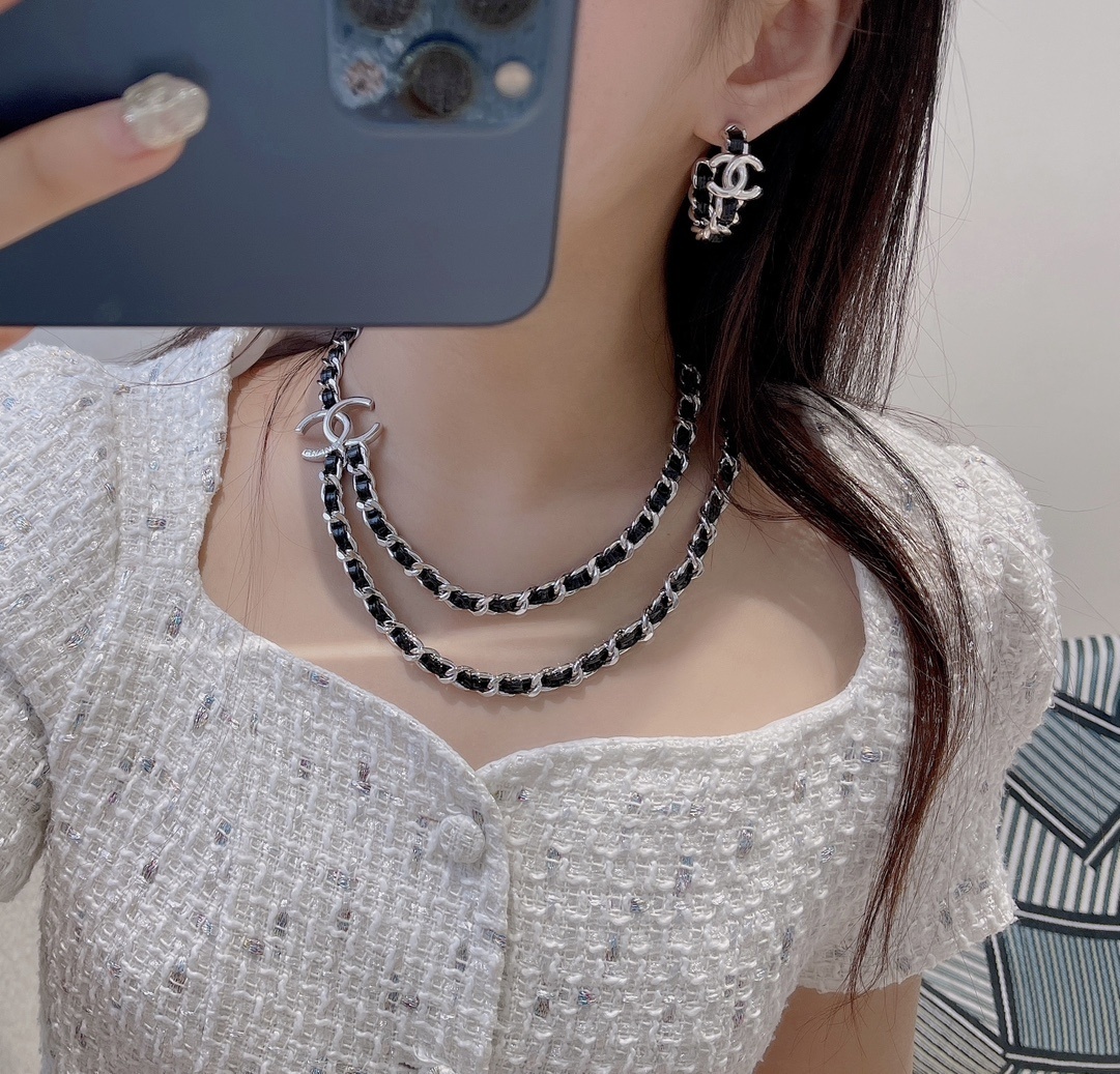 Elegant CC Logo Double Layer Interwoven Leather Chain Necklace