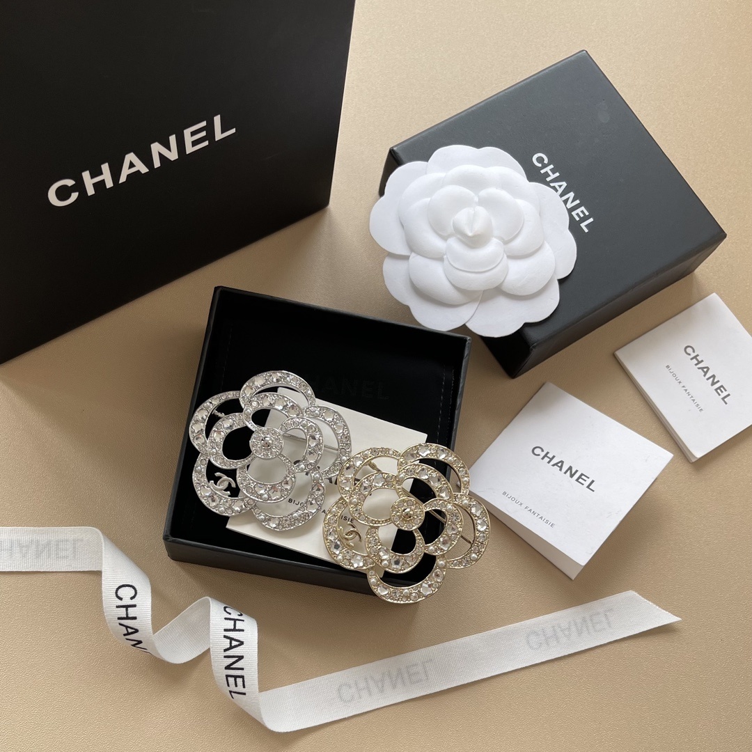 Elegant Camellia Flower Brooch with Crystals and Pearls