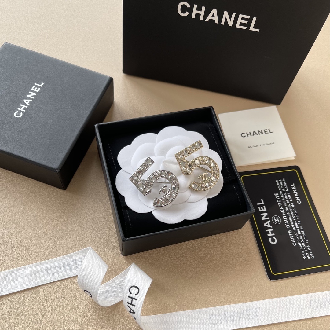 Chanel No. 5 Crystal & Pearl Brooch - Elegant CC Logo Pin