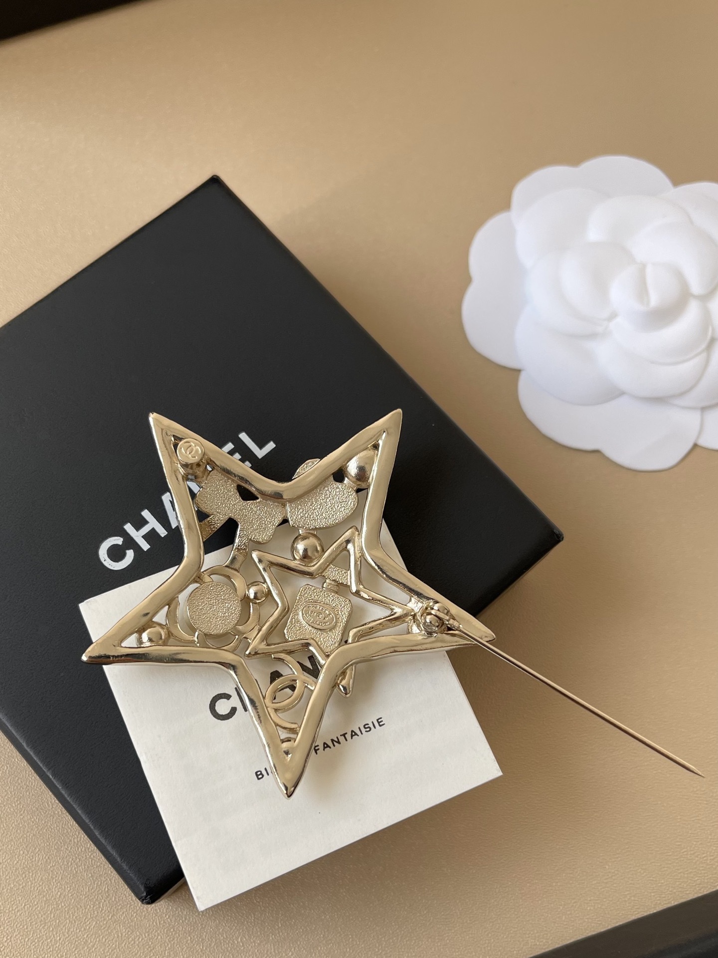 Elegant Gold-Tone Star Brooch with CC Logo, Pearls & Crystals