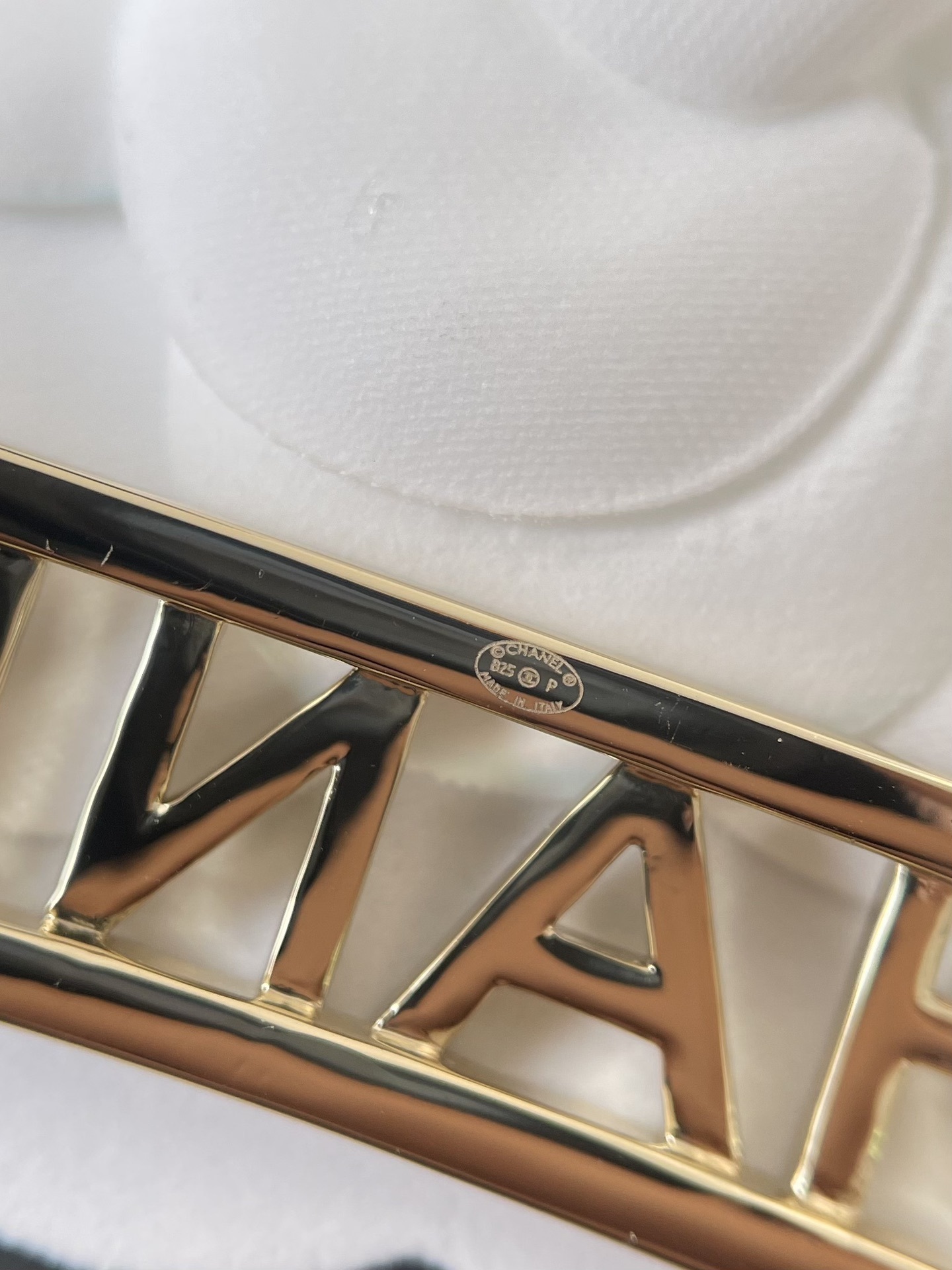 Luxury Chanel Lettering Brooch Gold-Tone Crystal Designer Pin