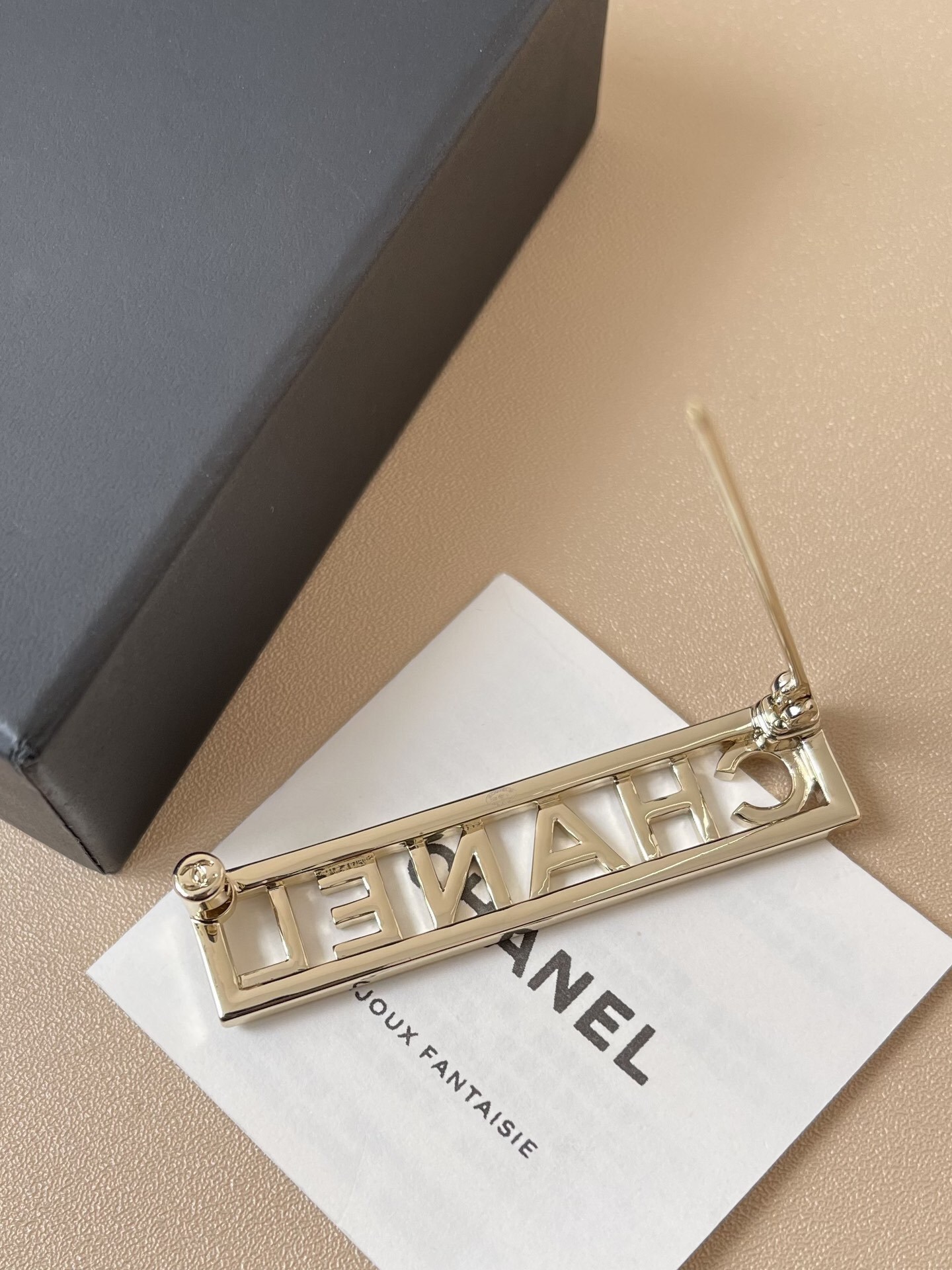 Luxury Chanel Lettering Brooch Gold-Tone Crystal Designer Pin