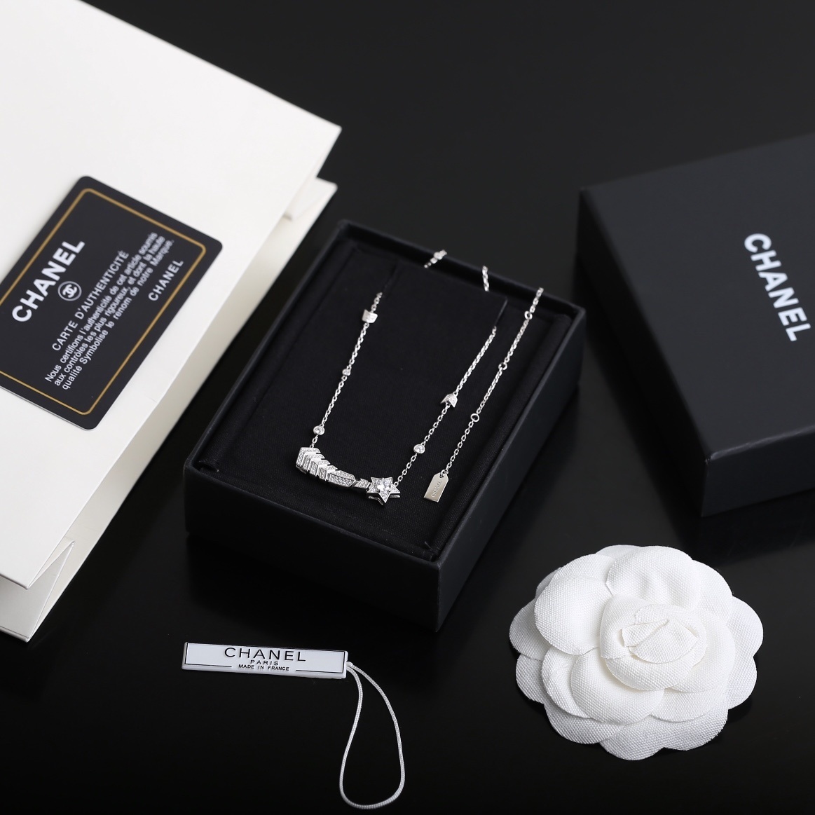 Luxury Chanel Comète Shooting Star Necklace in Silver with Crystals