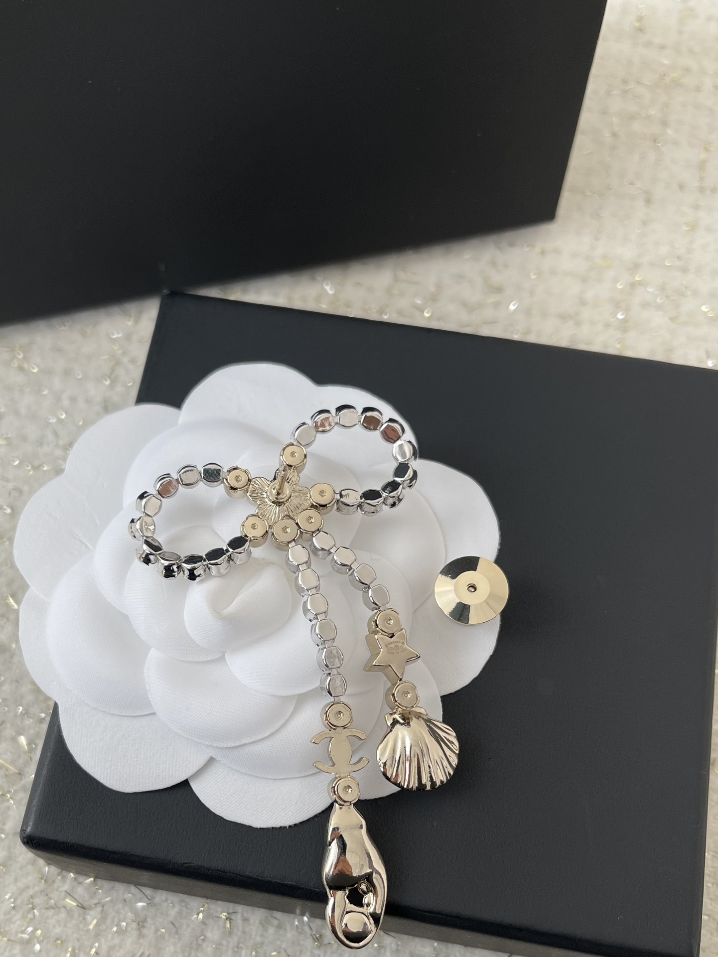 Luxury Crystal Bow Brooch with Pearl Charms and Designer Logo