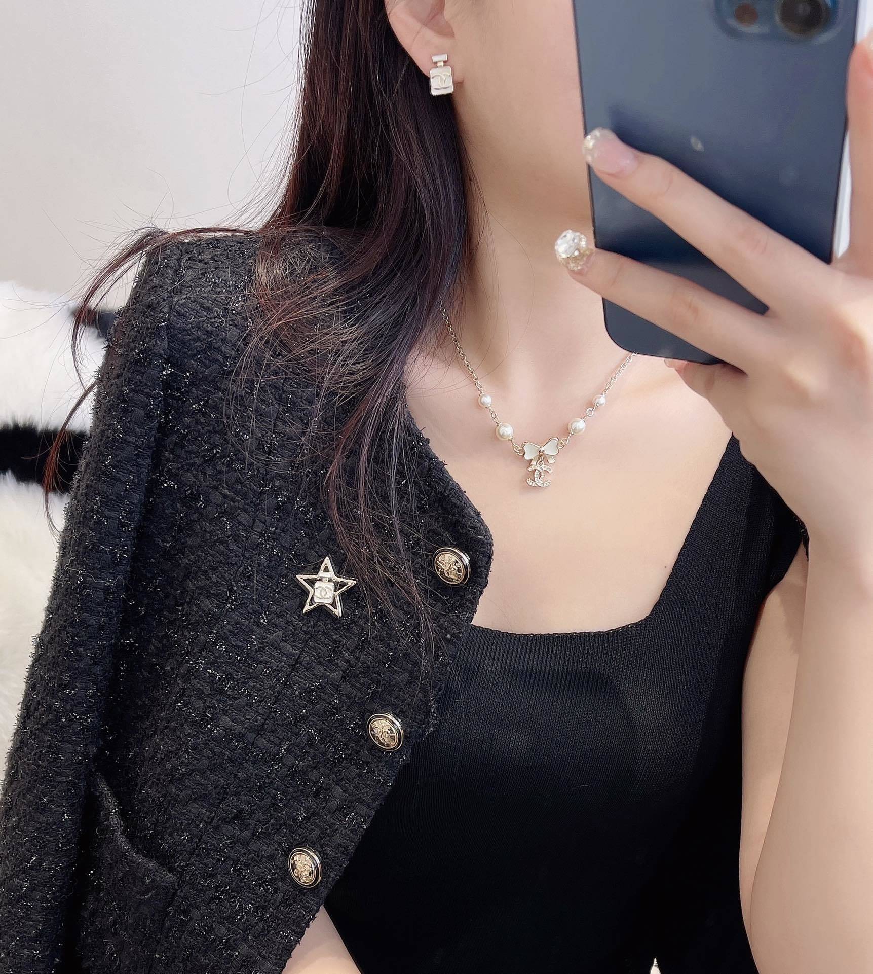 Luxury Gold Star Perfume Bottle Brooch - Designer Inspired Pin