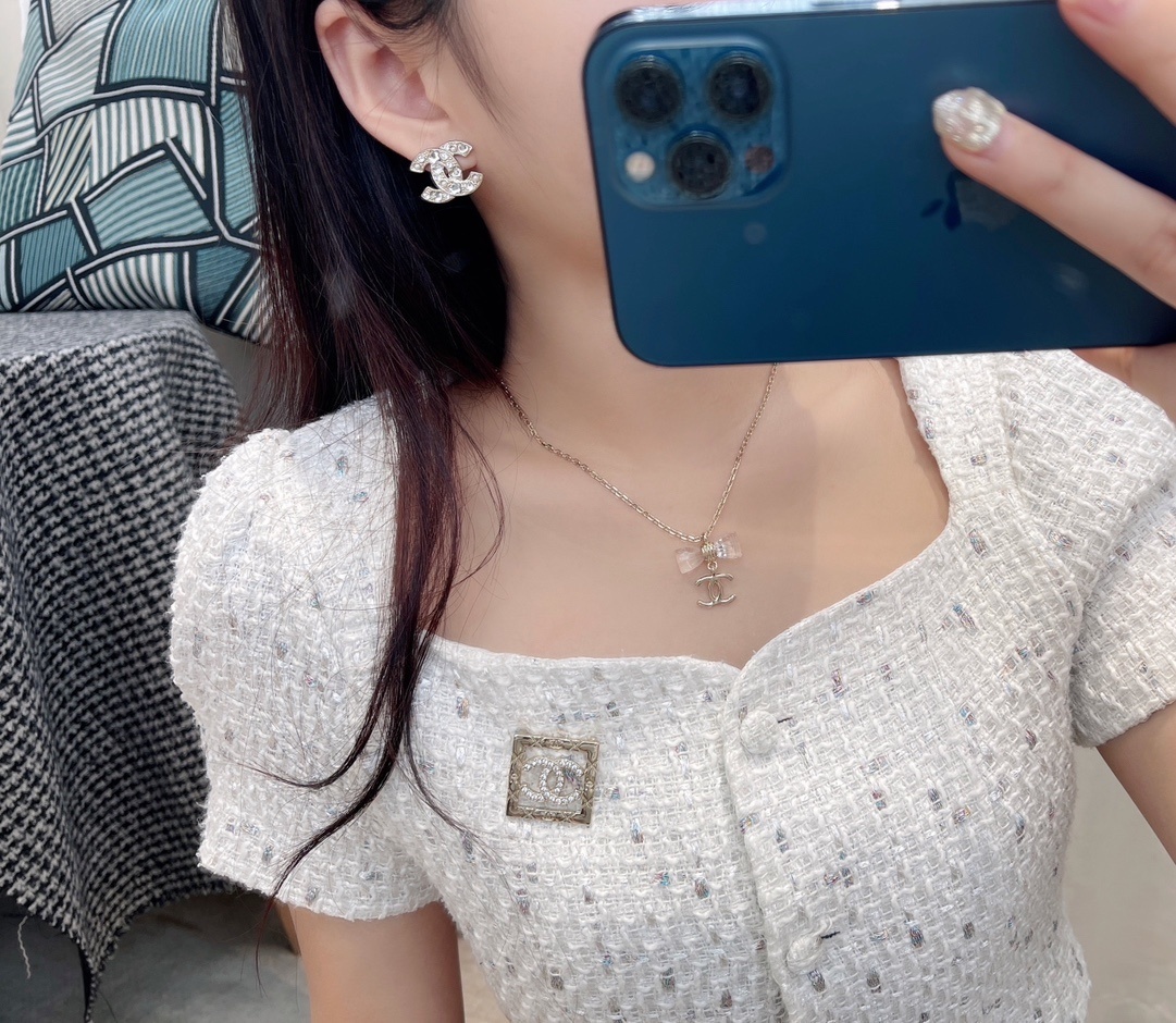 Luxury Crystal CC Square Brooch & Elegant Jewelry Set