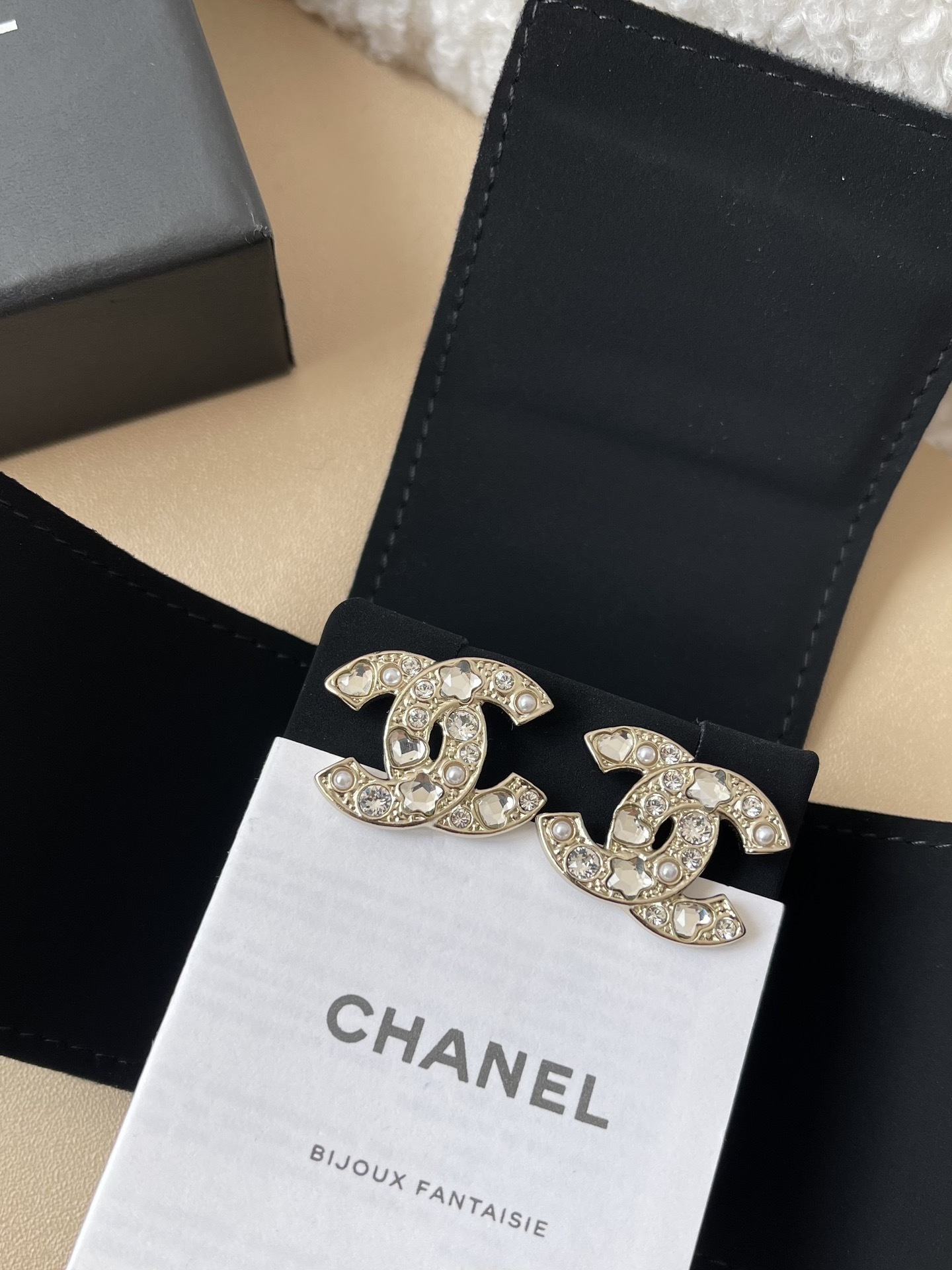 Chanel 2025 CC Stud Earrings - Gold, Glass Pearls & Diamantés