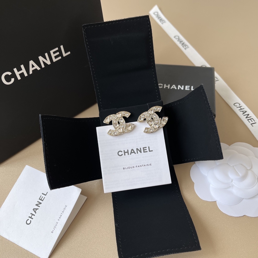 Chanel 2025 CC Stud Earrings - Gold, Glass Pearls & Diamantés
