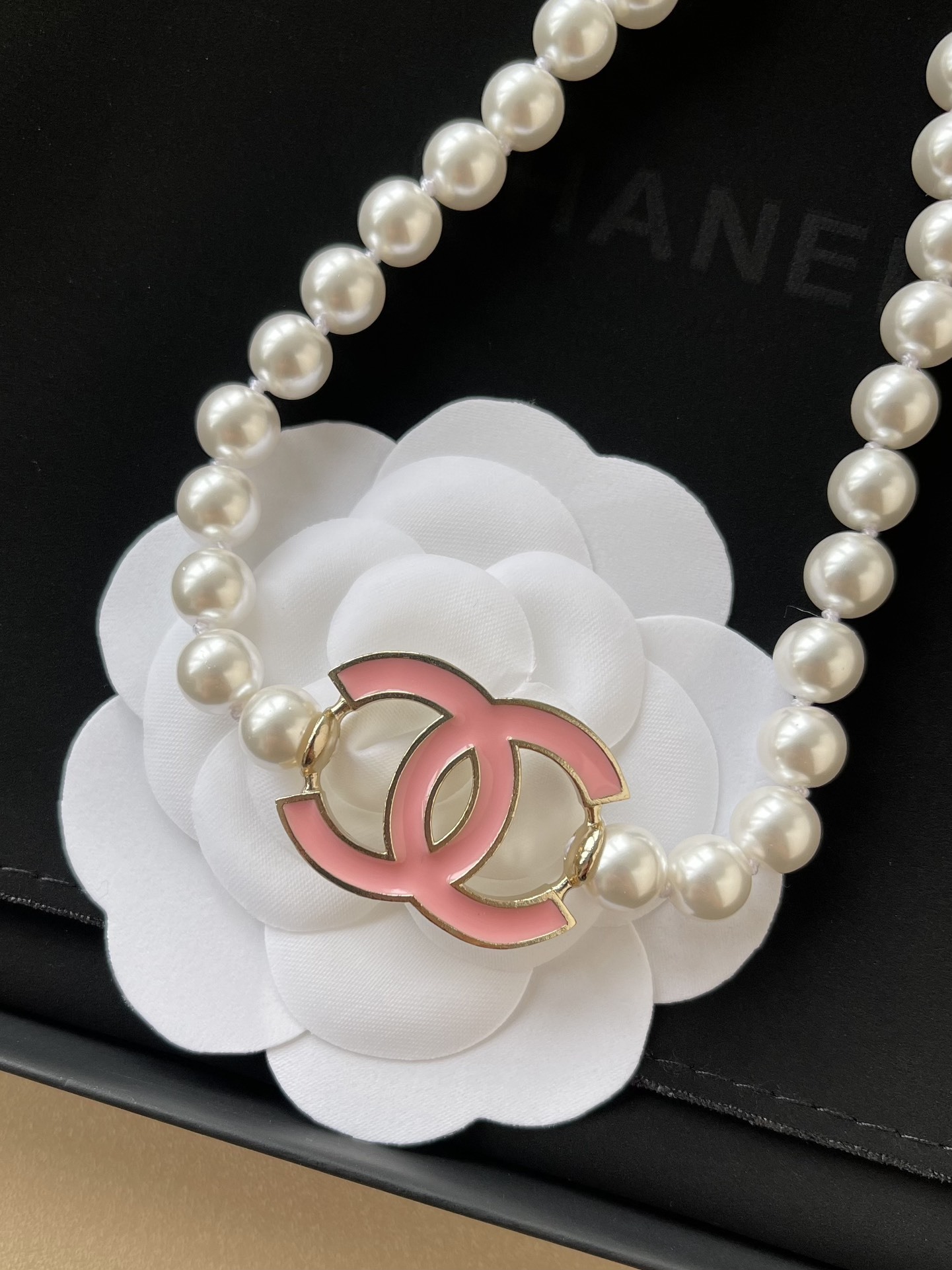 Elegant Pearl Choker Necklace with Pink Enamel CC Logo Pendant