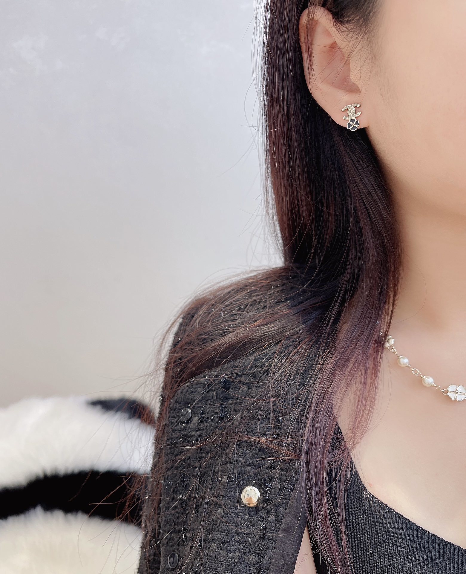 Luxury CC Logo Camellia Flower Earrings with Crystals and Pearls