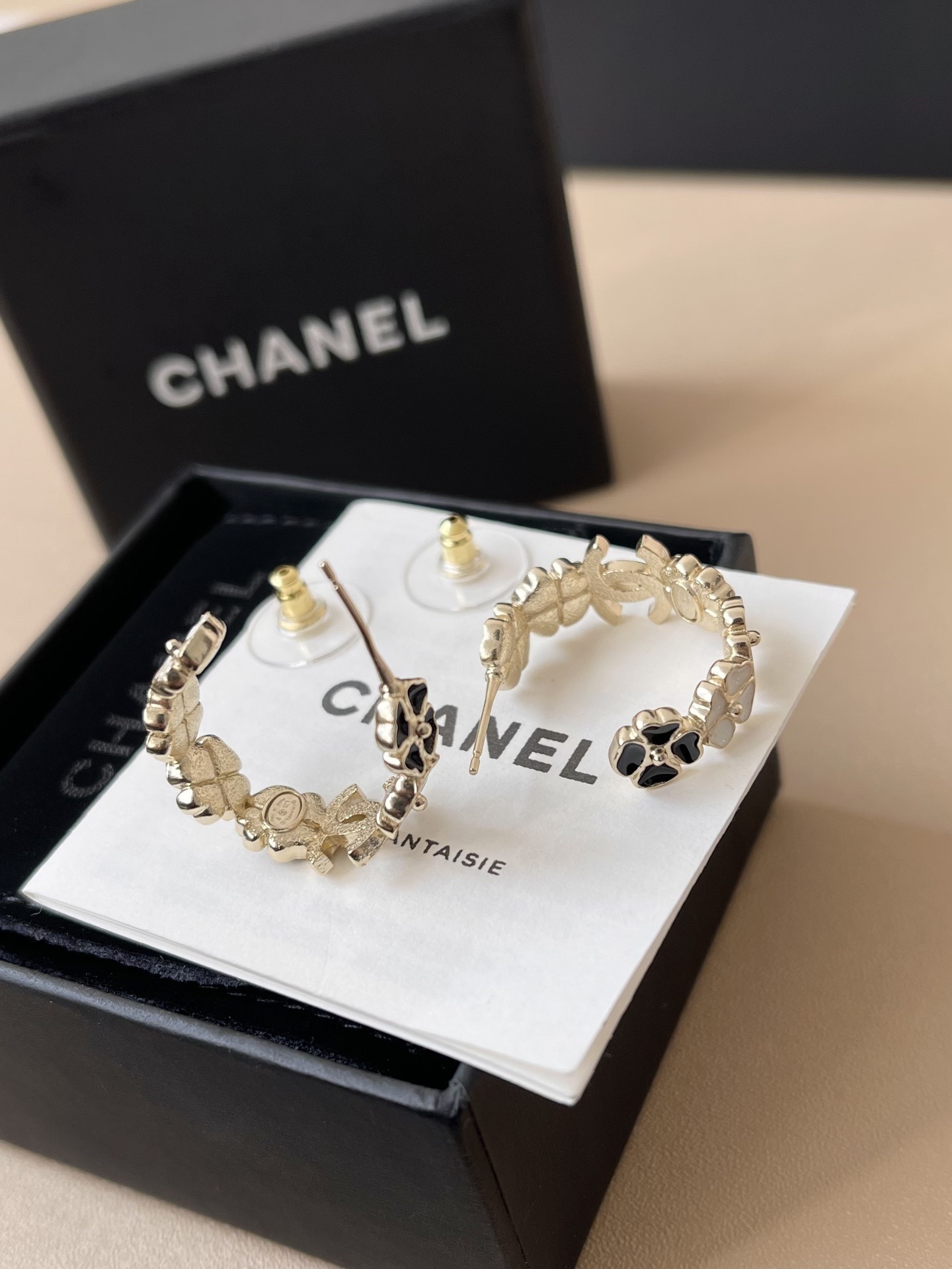 Luxury Chanel Camellia Flower Hoop Earrings Gold CC Logo