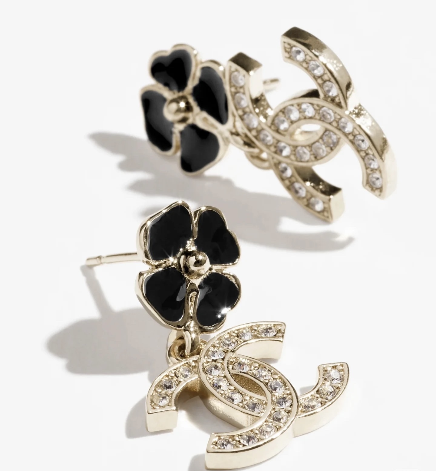 Luxury Crystal CC Logo Black Flower Drop Earrings - Gold Tone