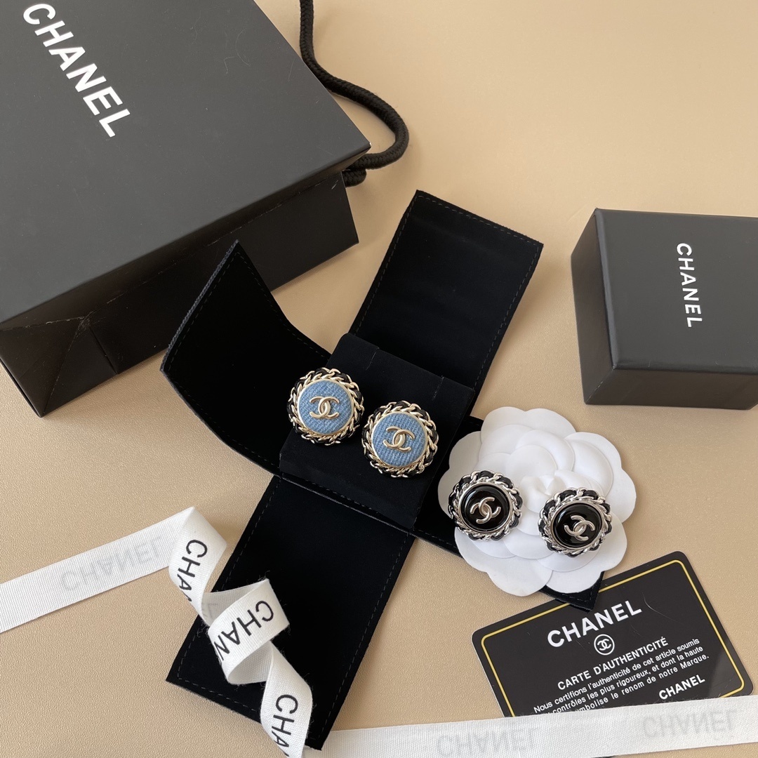 Chanel CC Logo Button Clip-On Earrings - Denim & Black Resin