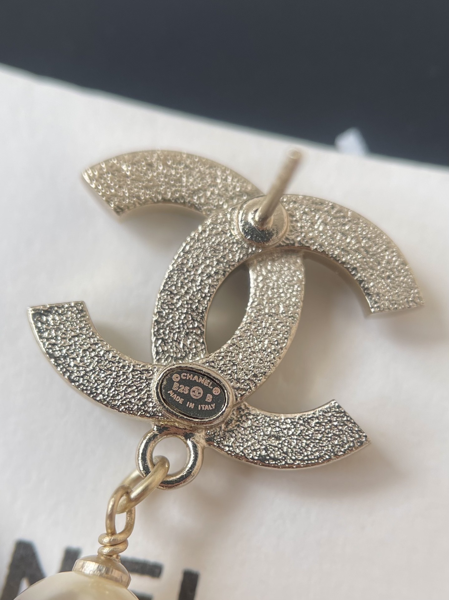 Luxury CC Logo Crystal Drop Earrings with Pearl & Black Beads