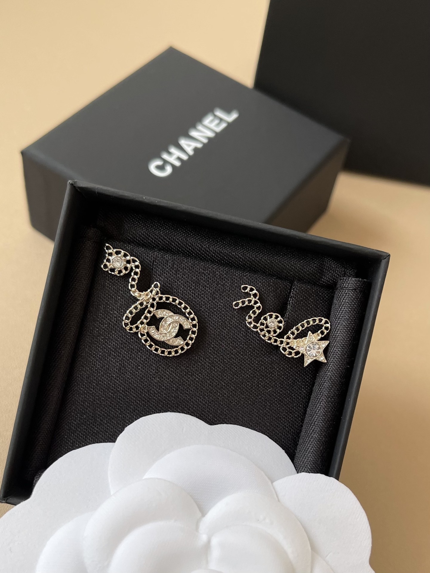 Luxury Gold Script Earrings and Necklace Set with Crystal Accents