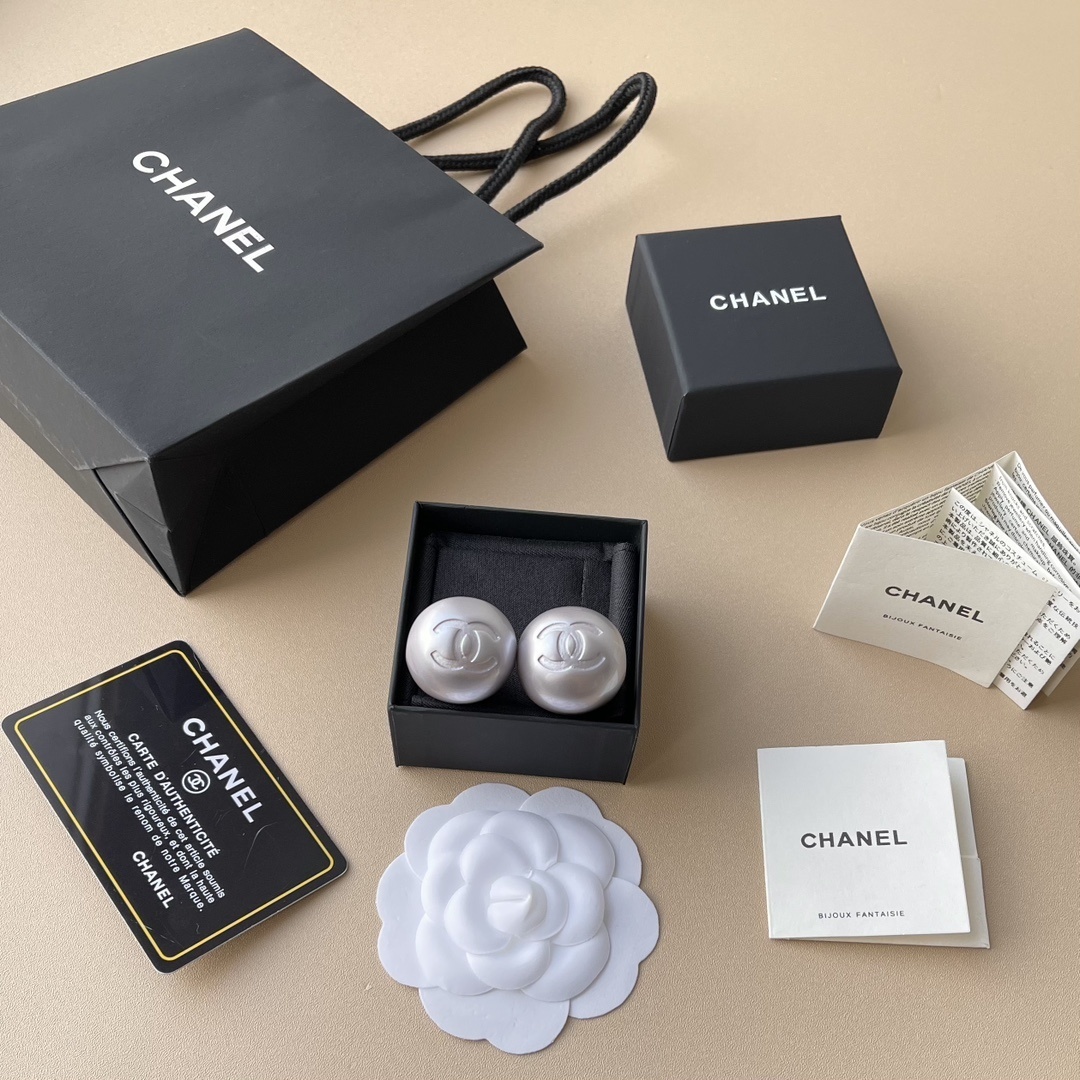 Chanel CC Logo Oversized Pearl Stud Earrings - Luxury Jewelry Gift