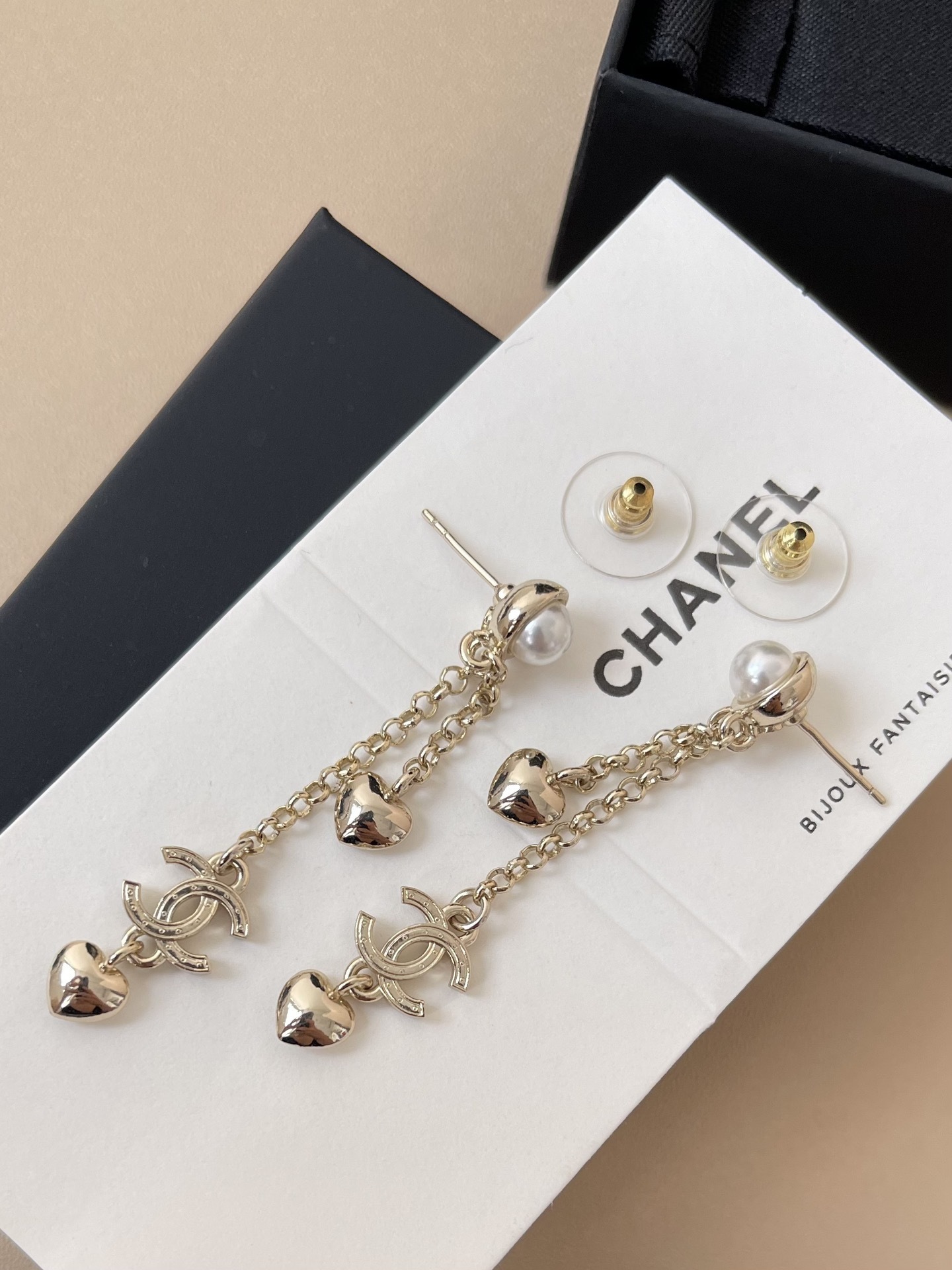 Chanel 25B Gold CC Logo Heart & Pearl Dangle Earrings