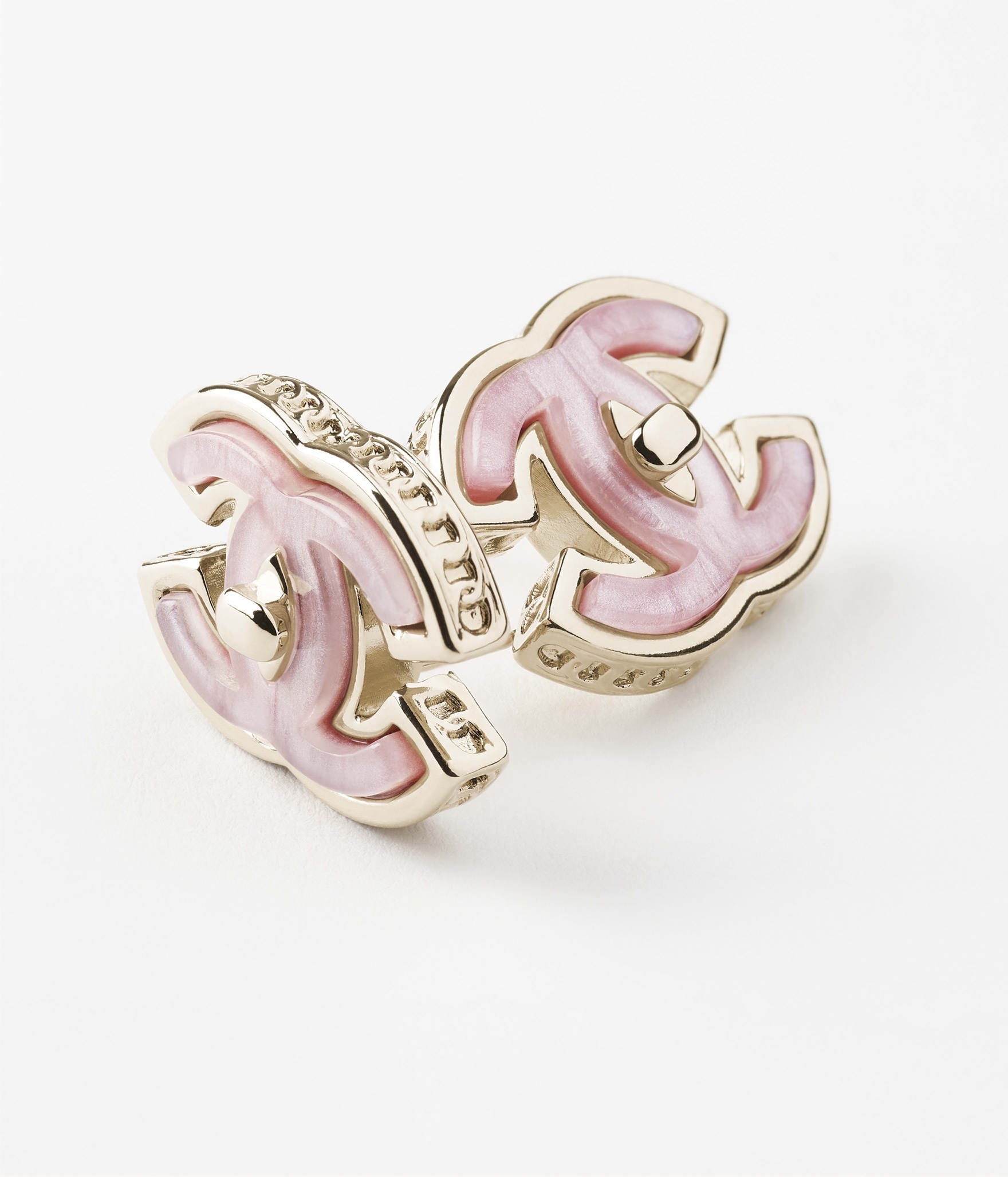 Chanel Pearly Pink CC Logo Stud Earrings - 2025/26 AW Pre-Collection