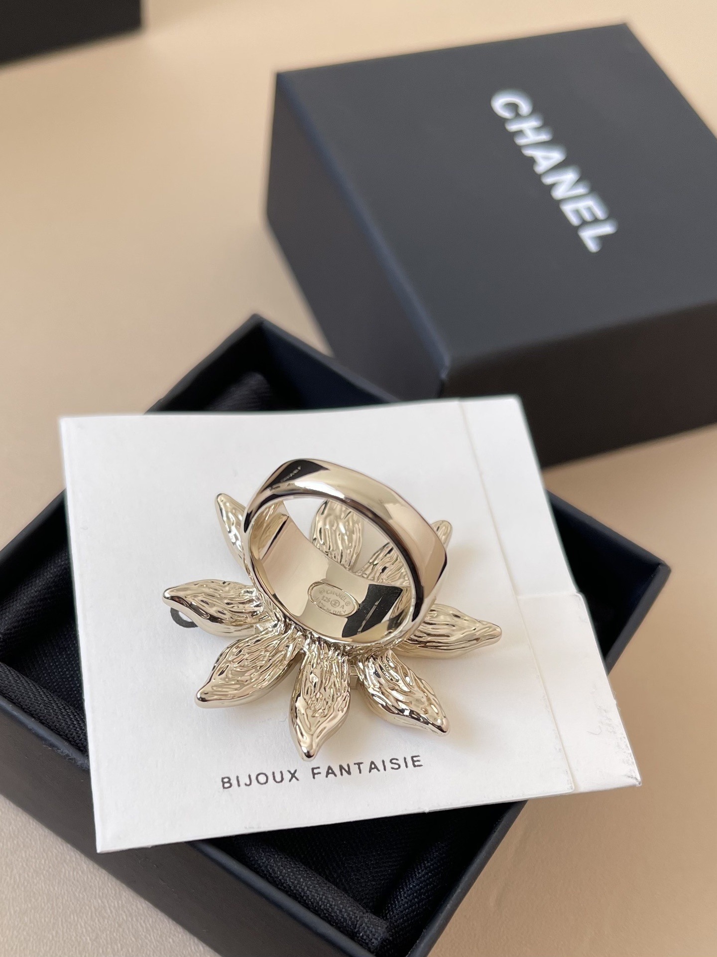 Chanel Crystal Flower Statement Ring - Elegant Gold-Tone Jewelry