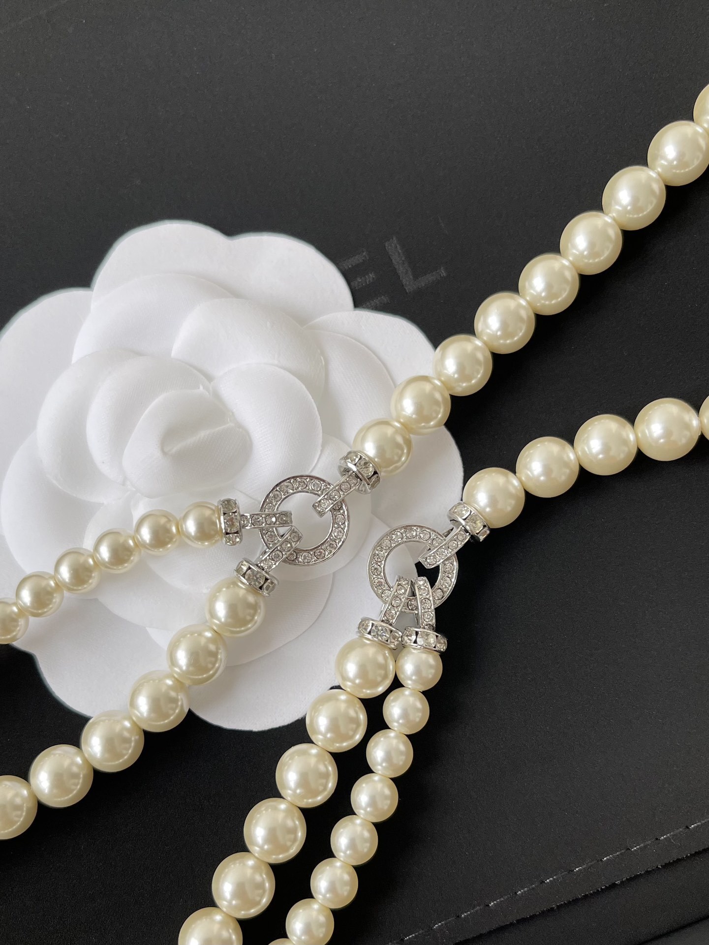 Luxury Pearl Necklace and Waist Chain Set with Crystal Logo