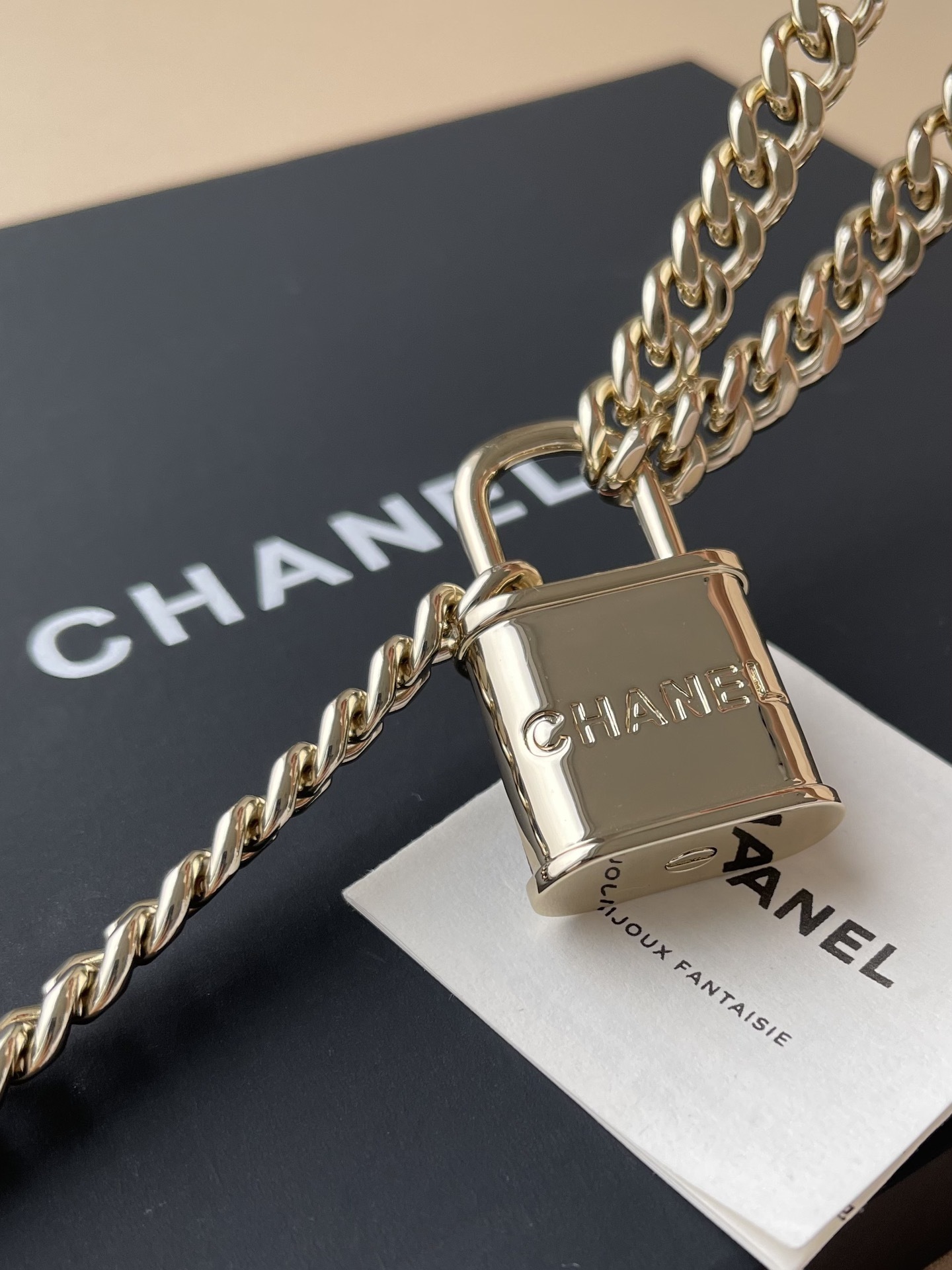 Chanel 2024/25 Metiers d'Art Chain Belt Gold & Black CC Padlock