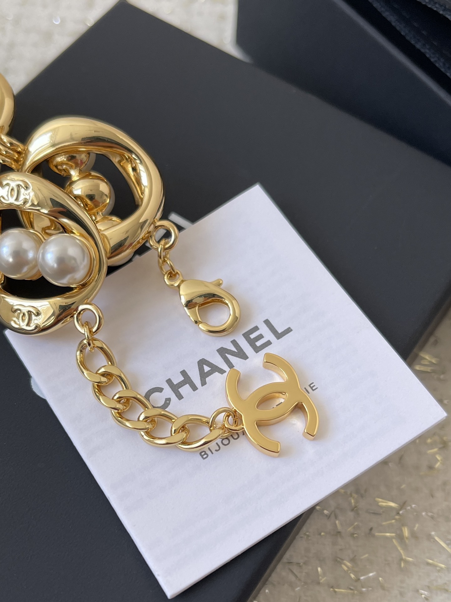 Chanel Gold-Tone Pearl Link Bracelet Luxury Fashion Jewelry