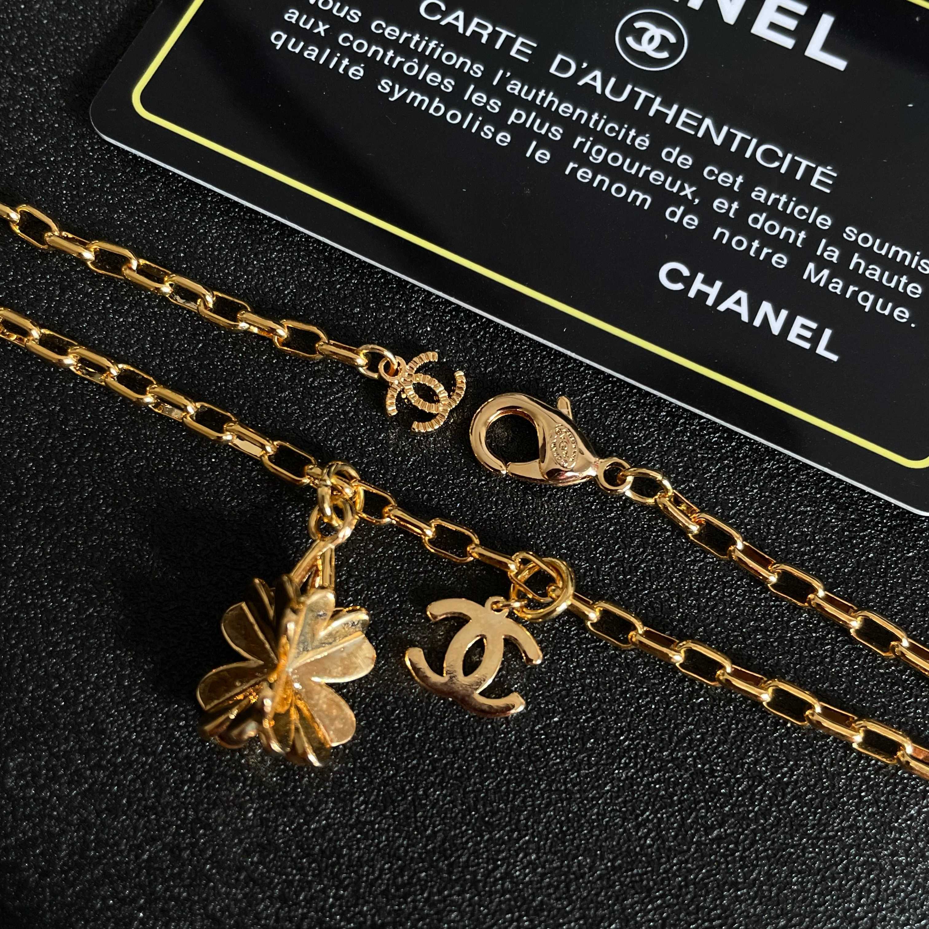 Elegant Gold Four-Leaf Clover Necklace with Luxury Charm