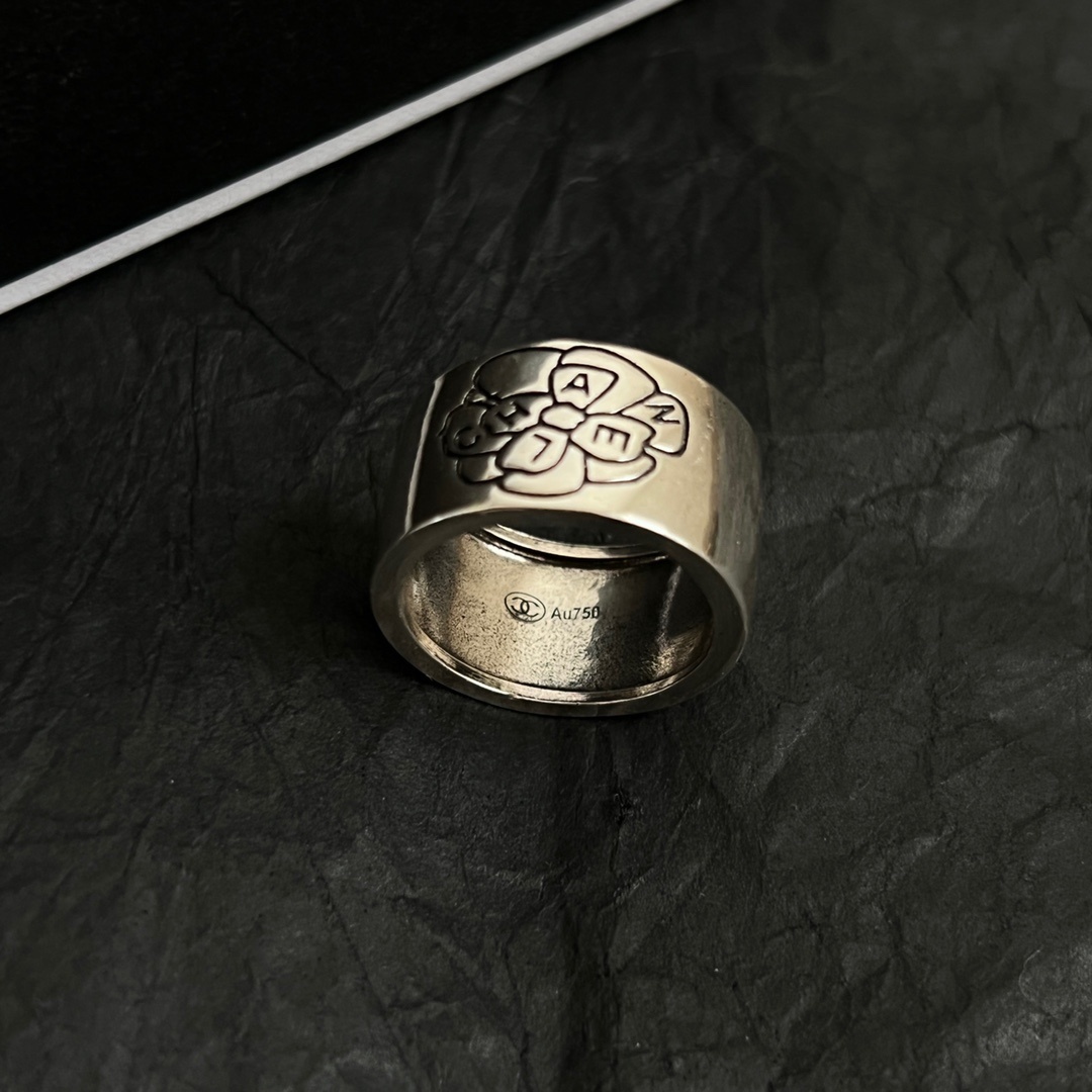 Luxury Chanel Camellia Flower Engraved Band Ring - Elegant Jewelry