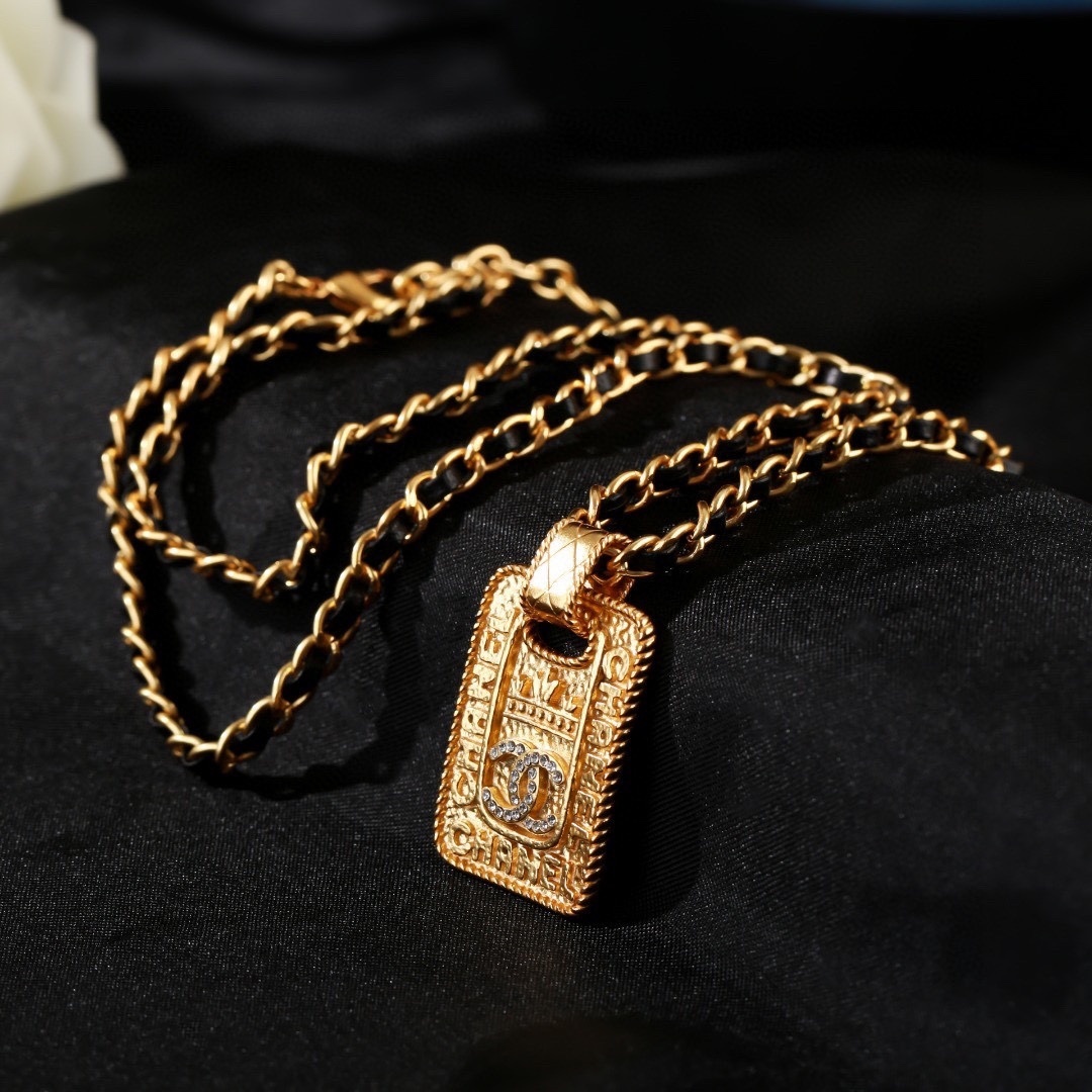Chanel Luxury Gold CC Logo Pendant Necklace with Leather Chain