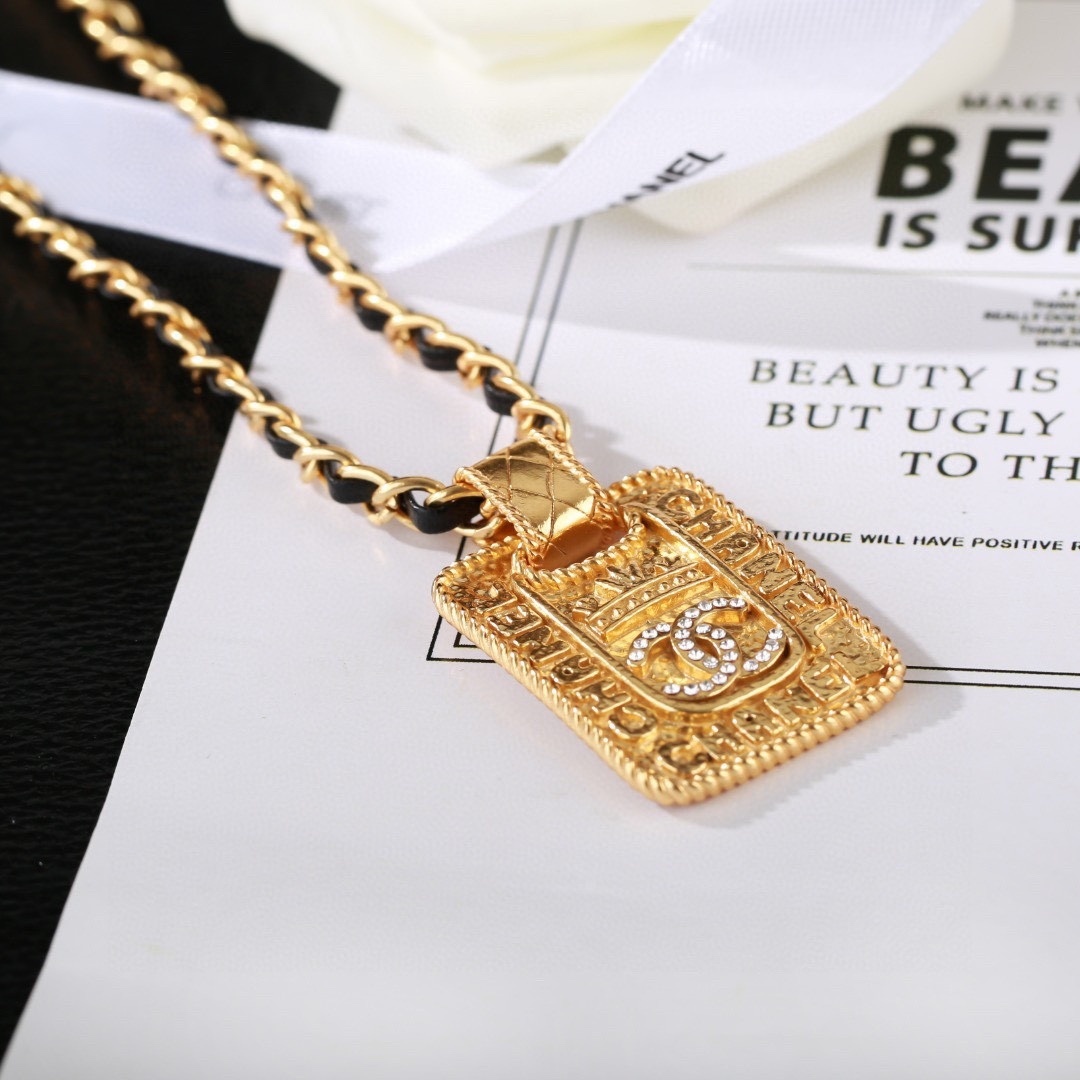 Chanel Luxury Gold CC Logo Pendant Necklace with Leather Chain