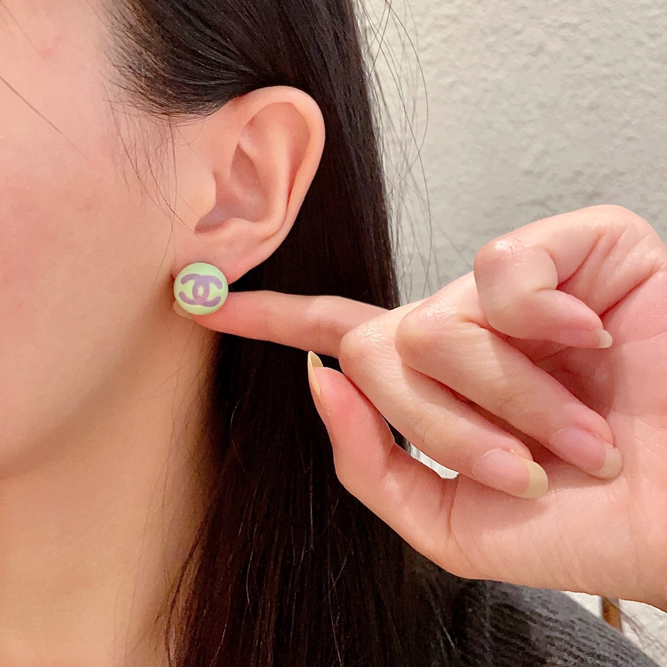 Chic Pastel Green & Purple Round Stud Earrings - Trendy Fashion